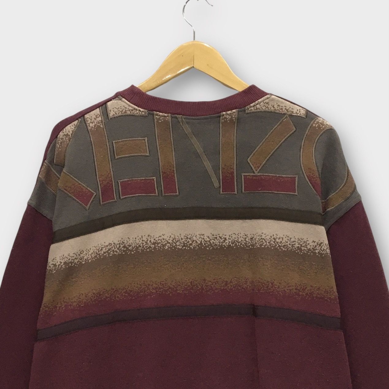 Kenzo Vintage Kenzo Golf Crewneck Embroidered Logo Size US L / EU 52-54 / 3 - 4 Thumbnail