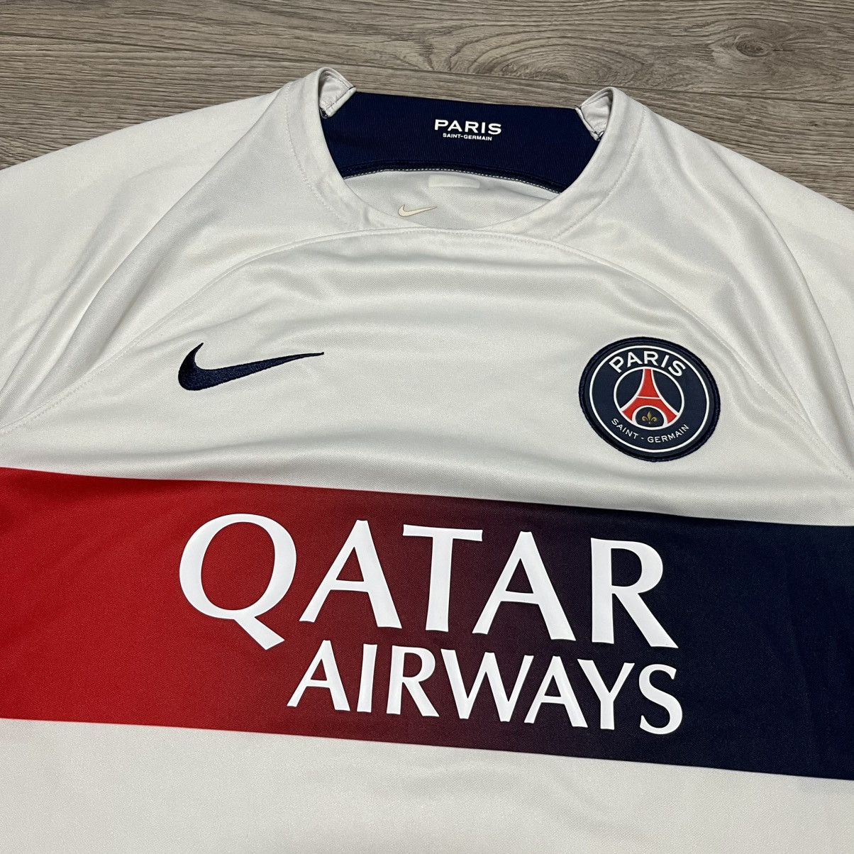 Nike Paris Saint Garment Mbappe #7 Nike Jersey Size US M / EU 48-50 / 2 - 3 Thumbnail