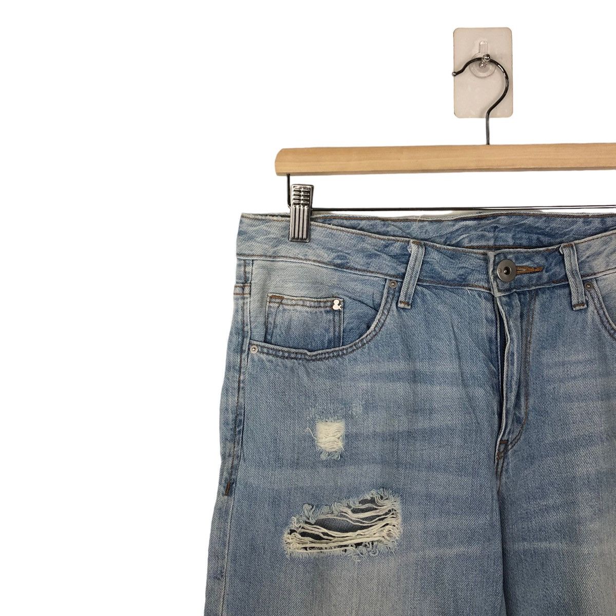 Japanese Brand VINTAGE DISTRESSED DENIM JEANS ZARA Size US 31 - 5 Thumbnail