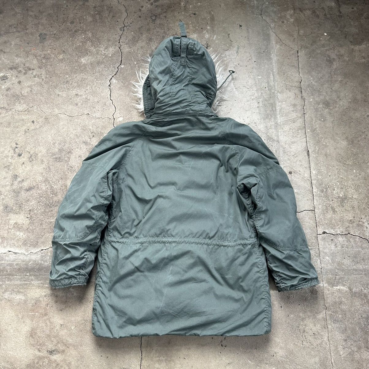 Vintage Vintage Military Parka N-3B Sherpa Hood Flight Jacket USAF Size US S / EU 44-46 / 1 - 4 Thumbnail