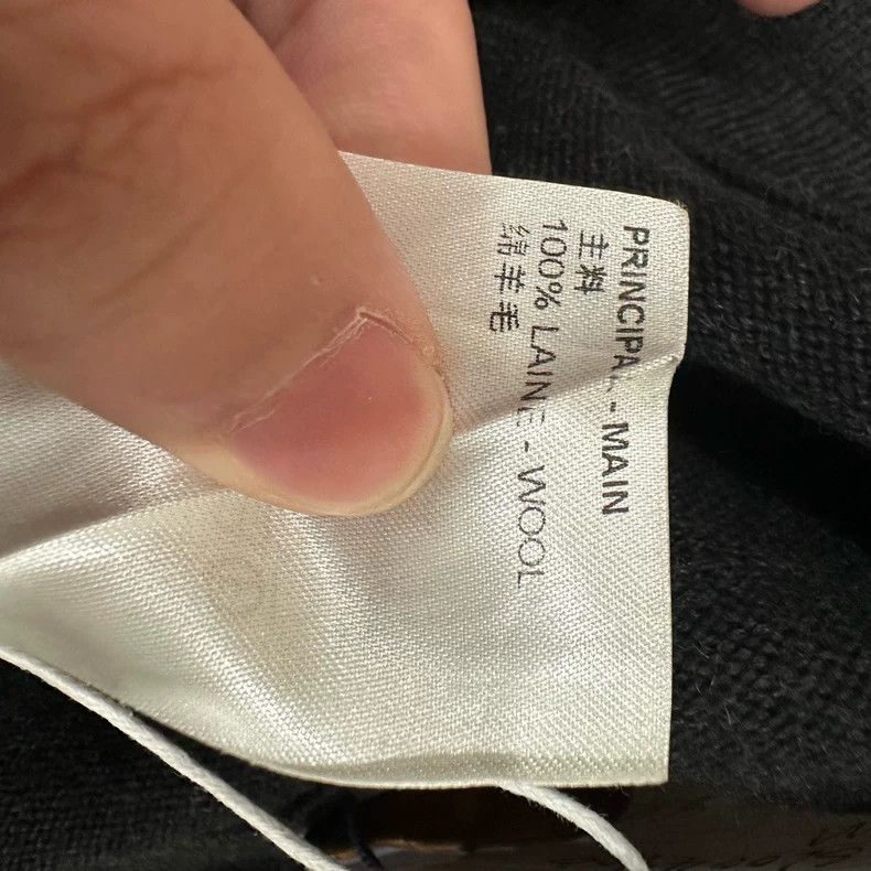 Louis Vuitton Louis Vuitton size m Alphabetical corset knit sweatpants Size US 28 / EU 44 - 6 Thumbnail