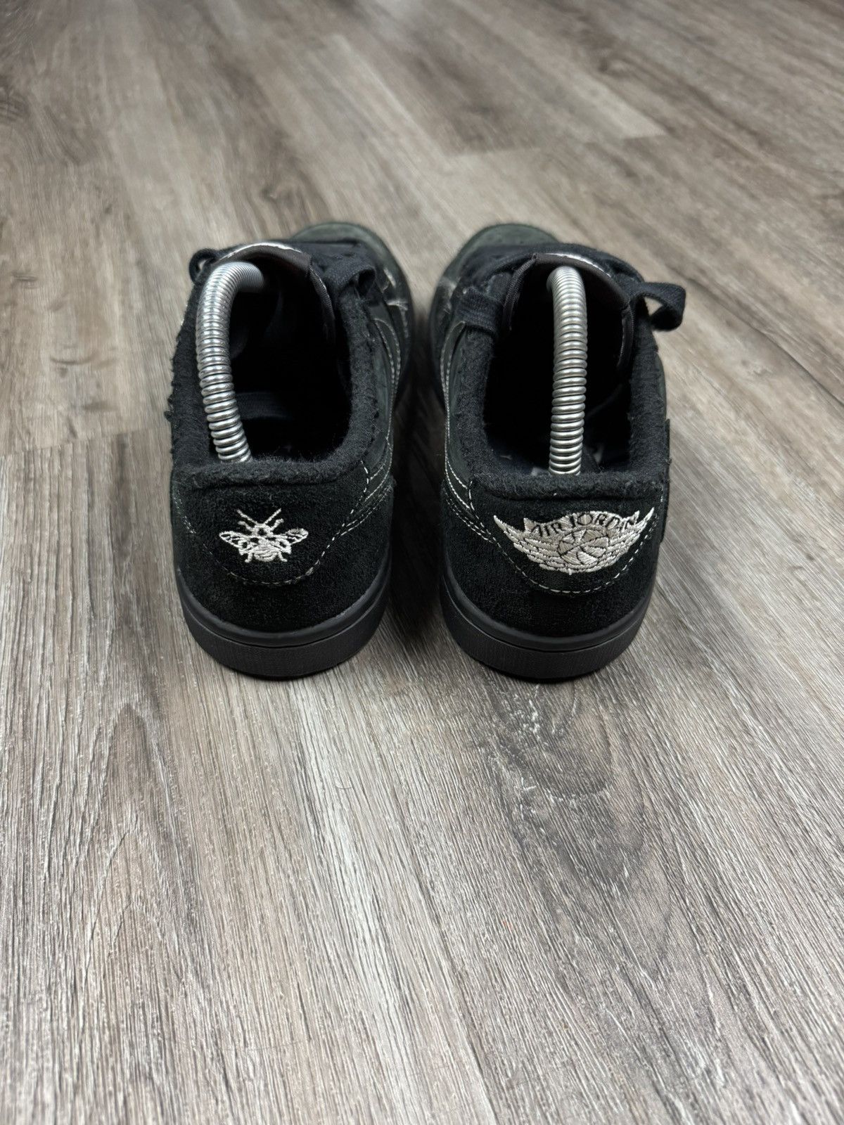 Jordan Brand × Travis Scott Jordan 1 Retro Low OG SP Travis Scott Black Phantom Size 6 Size US 6 / EU 39 - 4 Thumbnail