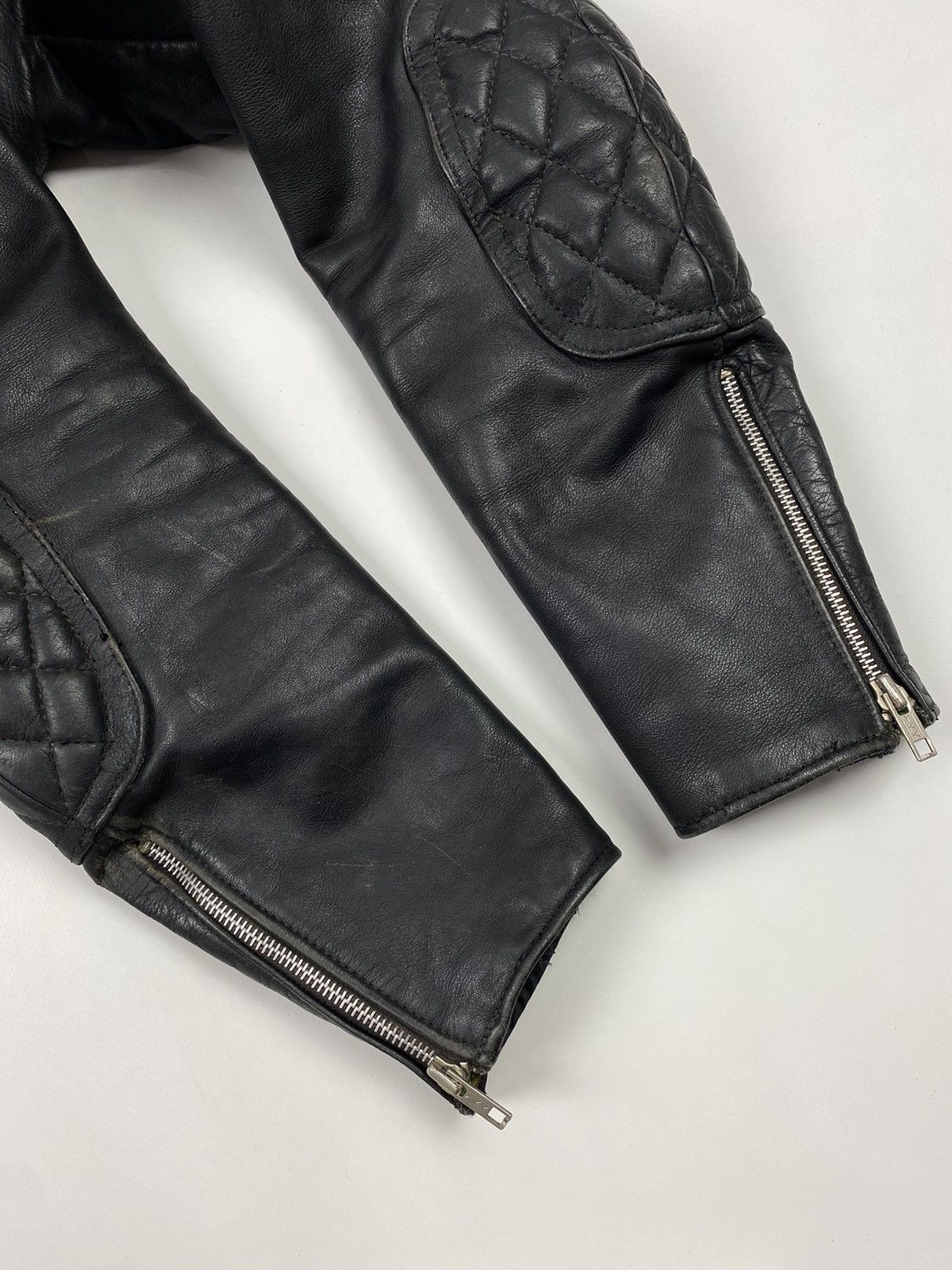 Vintage 1970s Vintage Distressed Kawasaki Heavy Leather Biker Jacket Size US M / EU 48-50 / 2 - 19 Thumbnail
