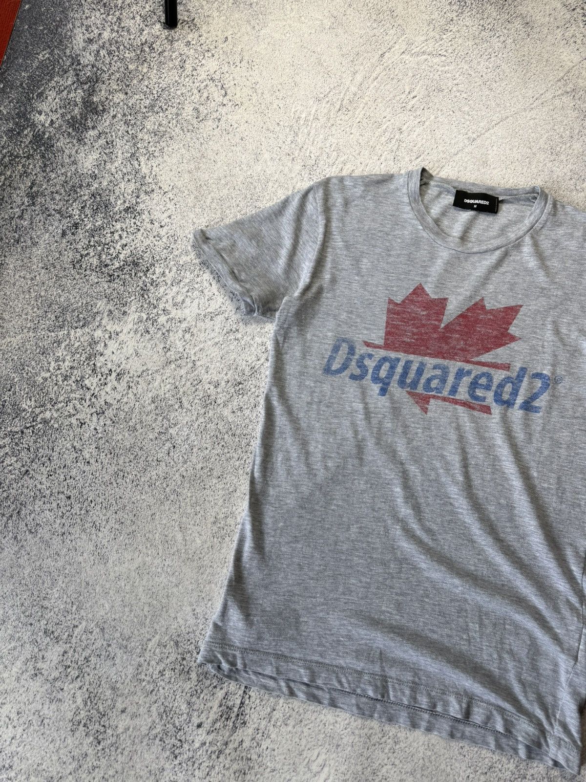 Dsquared2 Vintage Dsquared2 T Shirt Y2K Style Rare Japanese Luxury Size US M / EU 48-50 / 2 - 5 Thumbnail