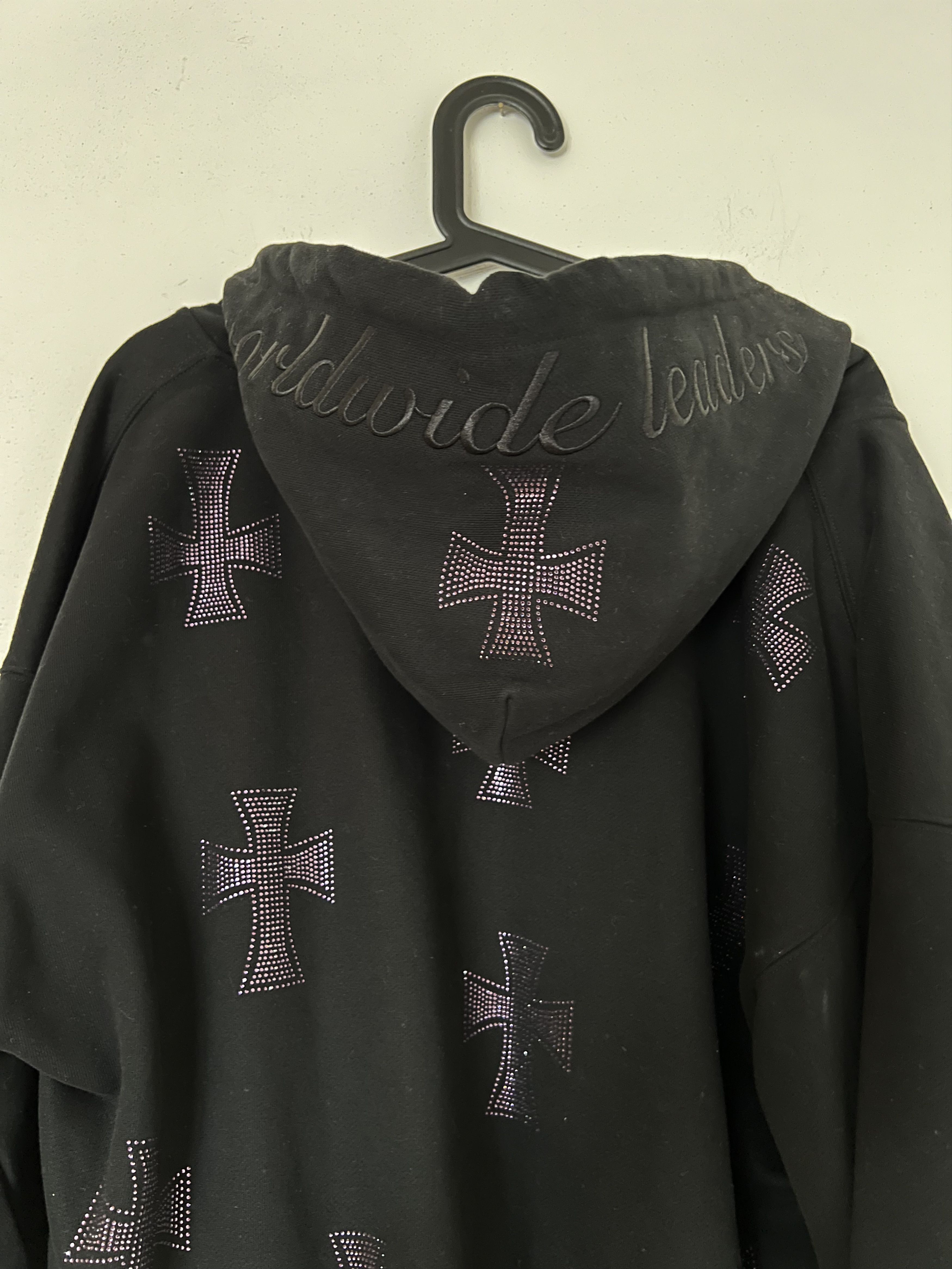 Unknown London Unknown London rhinestone hoodie Size US M / EU 48-50 / 2 - 6 Thumbnail