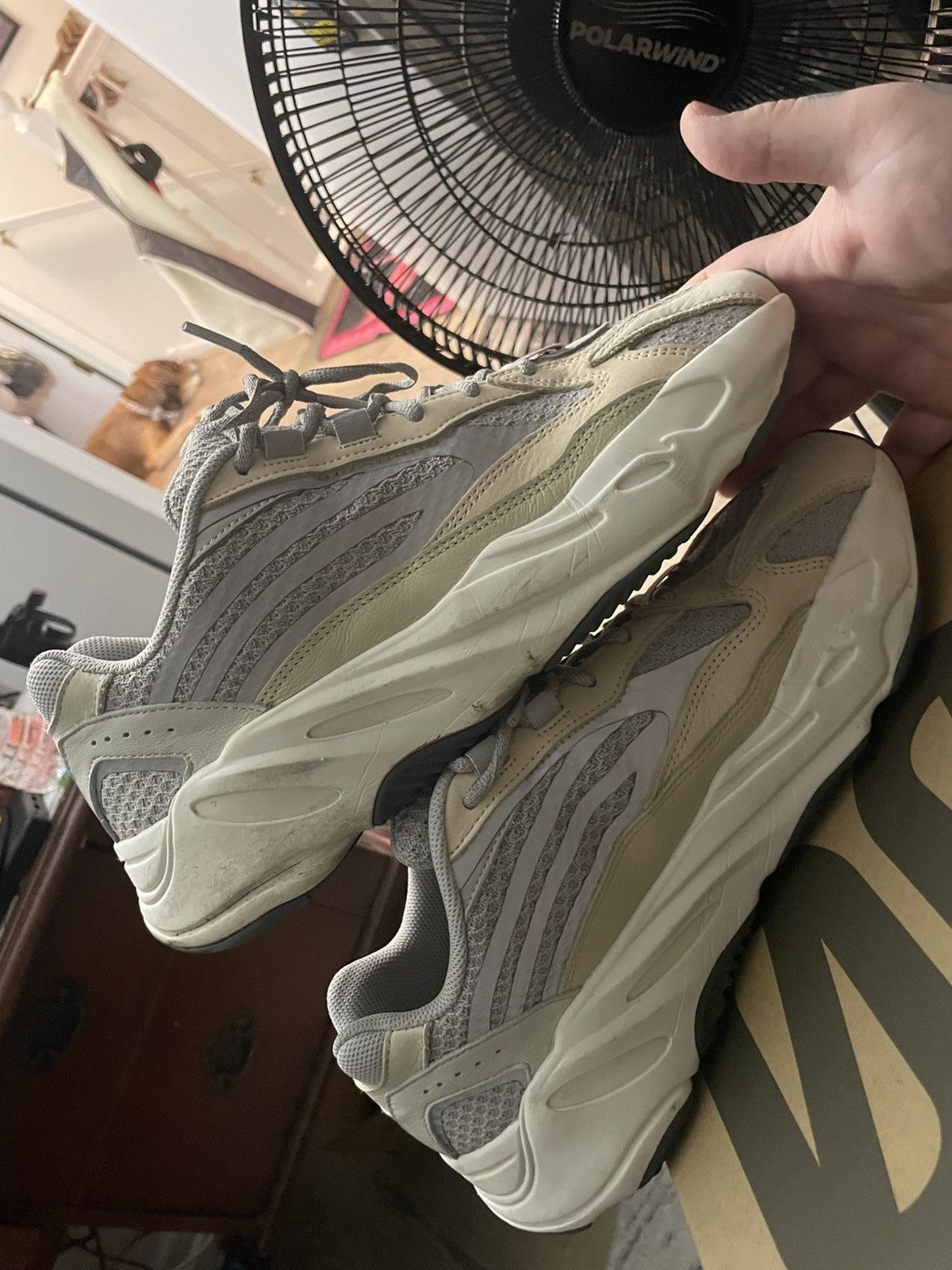 Yeezy Yeezy boost 700 v2 cream Size US 11.5 / EU 44-45 - 6 Thumbnail