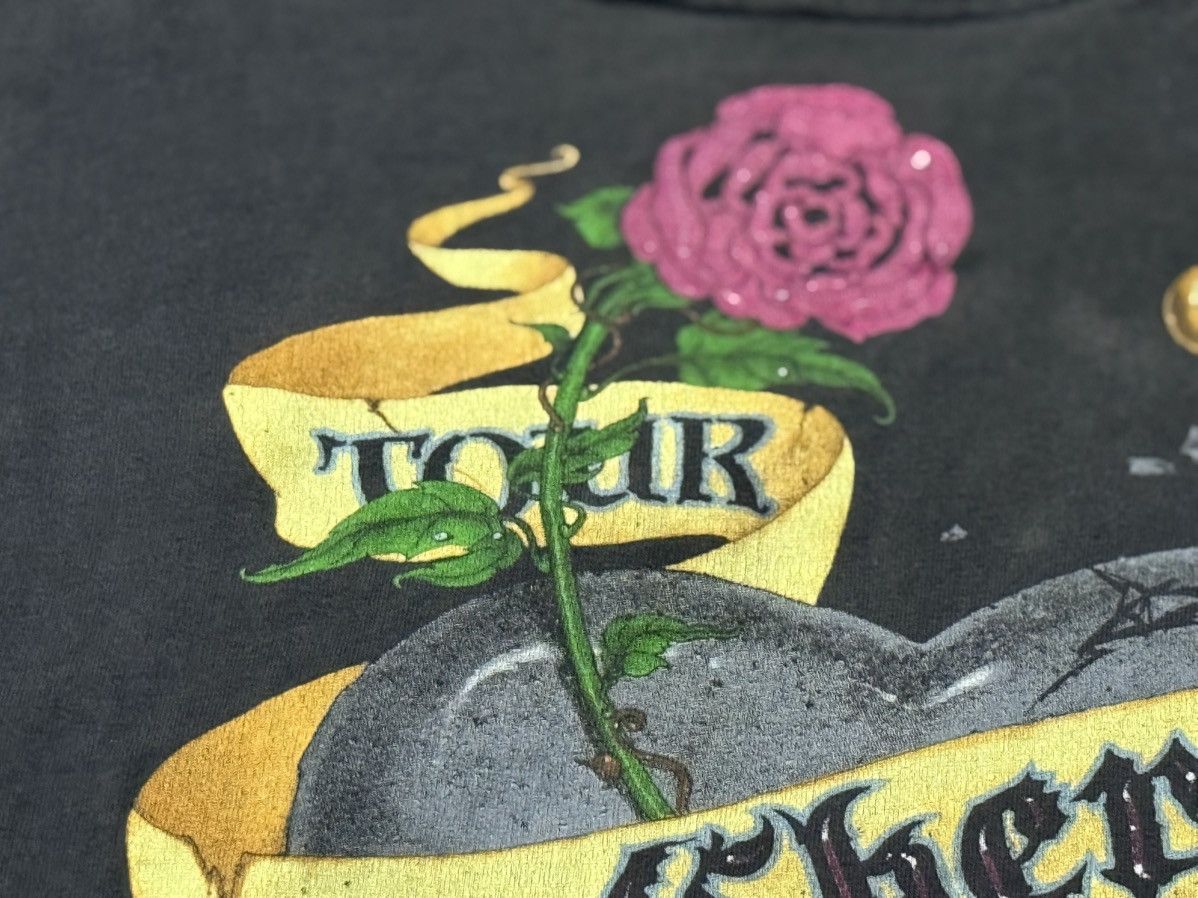 Vintage Vintage 90s Cher Heart of Stone Tour T Shirt Size US L / EU 52-54 / 3 - 5 Thumbnail