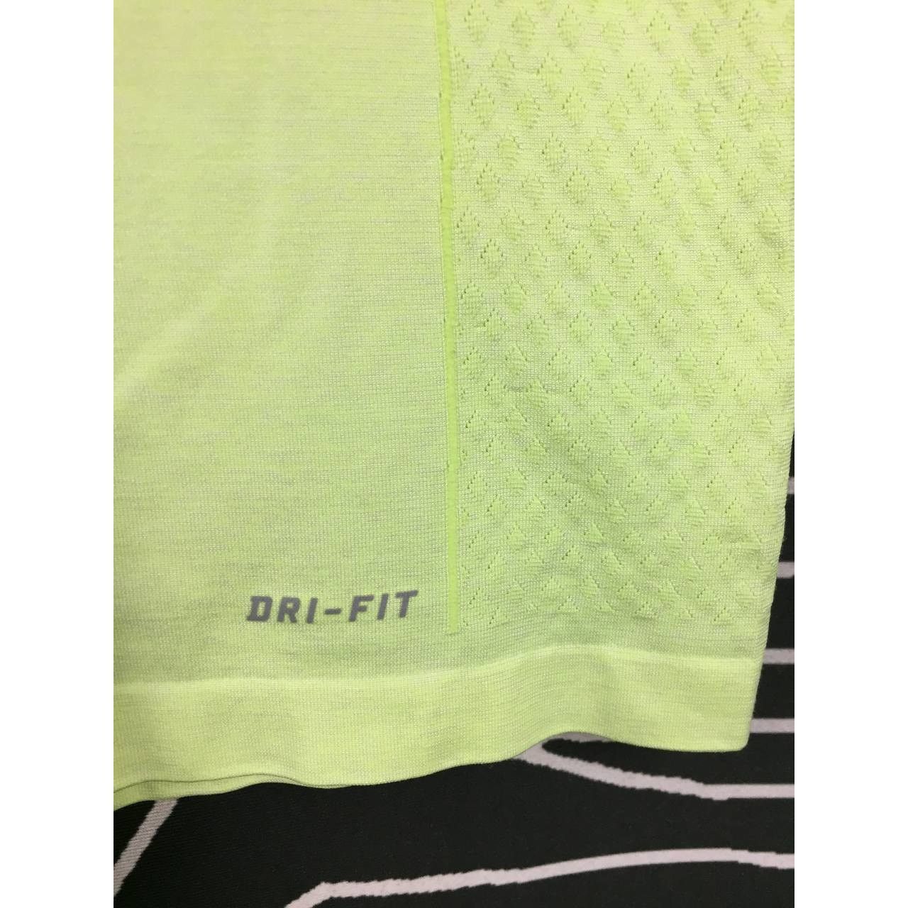 Nike Nike Dri-Fit Running Long Sleeve Activewear Tee Size US S / EU 44-46 / 1 - 13 Thumbnail