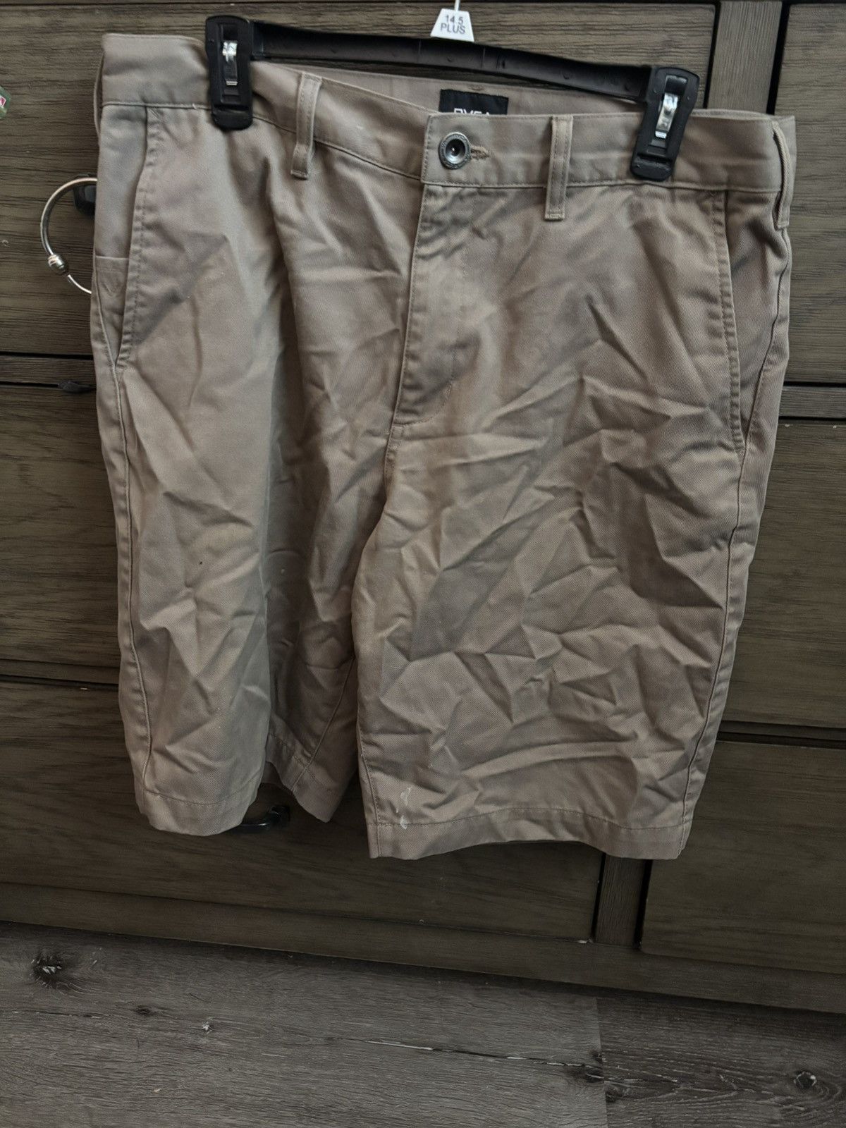 RVCA RCVA Men’s Beige Stretch Chino Casual Shorts Size 34 Waist Size US 34 / EU 50 - 1 Thumbnail