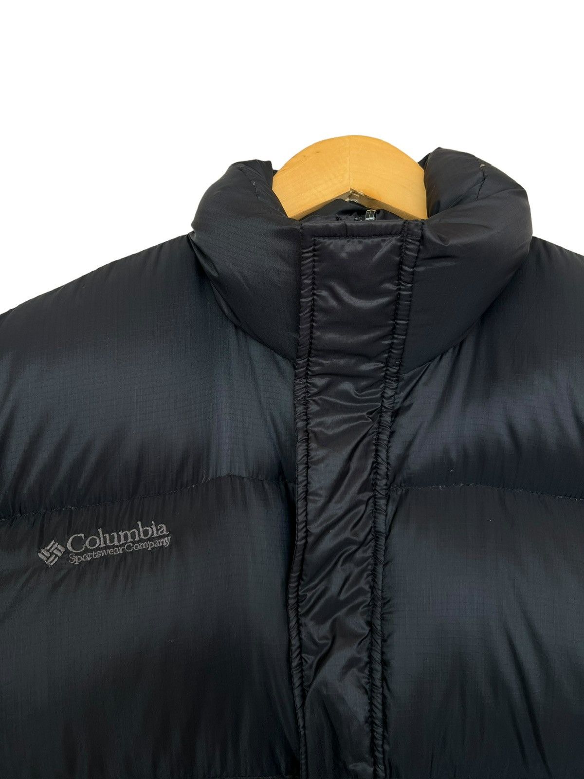 Columbia Vintage Columbia Black Zipup Puffer Down Jacket Medium Size US M / EU 48-50 / 2 - 4 Thumbnail