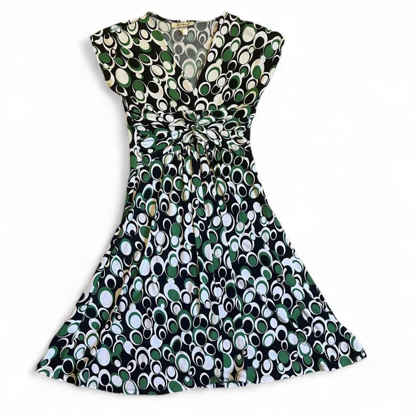 Other Vintage Dress Size Green Black White Circle Pattern Size S / US 4 / IT 40 - 1 Thumbnail