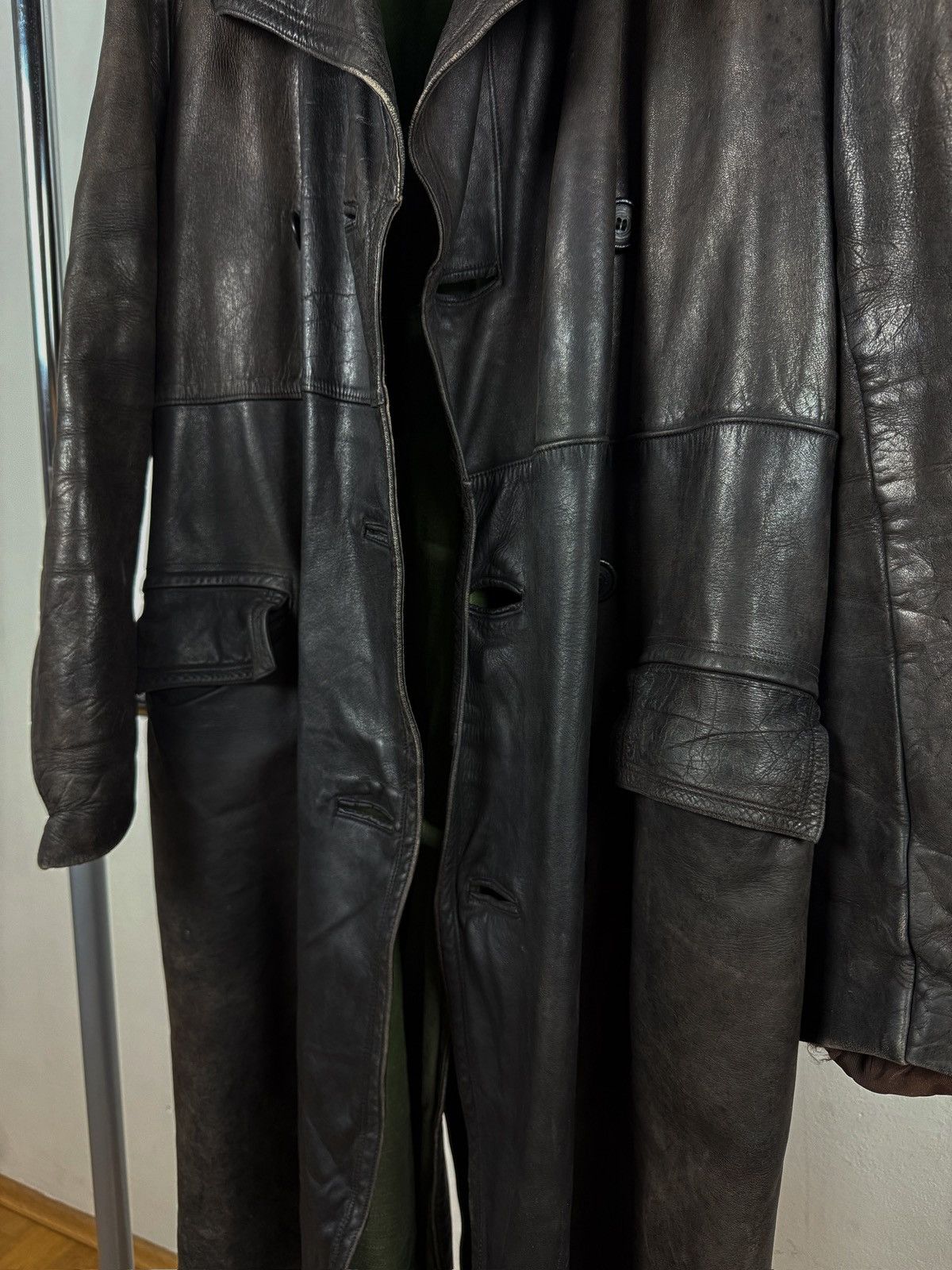 Vintage Vintage 1950s European Leather Trenchcoat Size US L / EU 52-54 / 3 - 6 Thumbnail