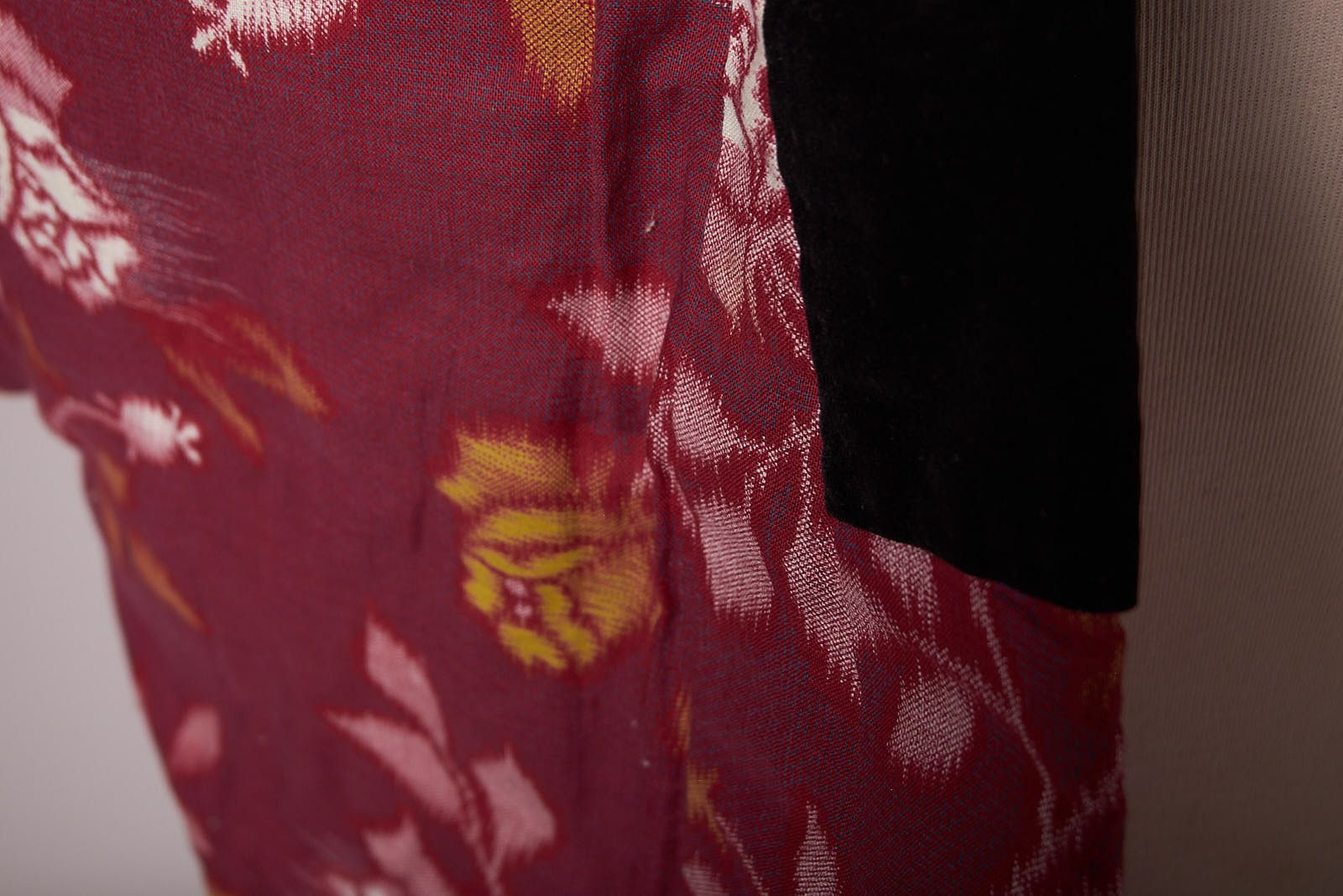 Vintage 1960s Japanese Winter Kimono Jacket Velvet Trim Size ONE SIZE - 9 Thumbnail