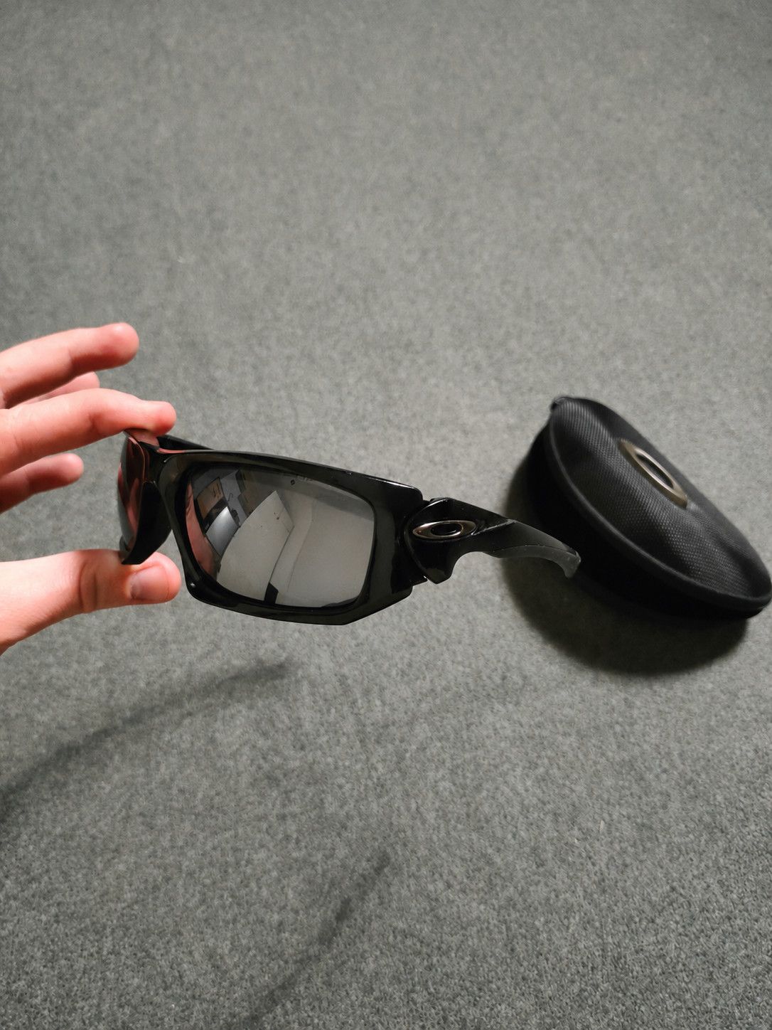 Oakley Oakley Vintage Y2K Silver Sunglasses with case Size ONE SIZE - 1 Thumbnail