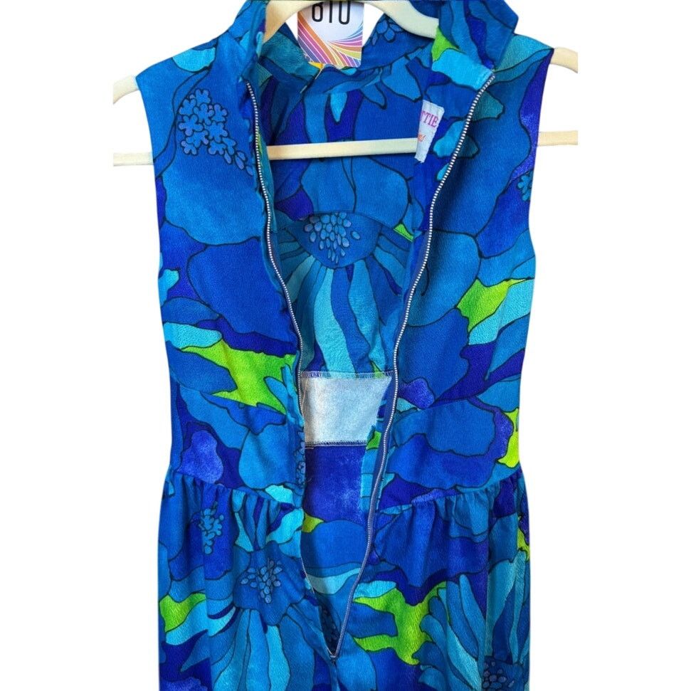 Hilo Hattie Vintage 60’s Hilo Hattie Blue Floral Hawaiian Dress XS Small Size XS / US 0-2 / IT 36-38 - 10 Thumbnail