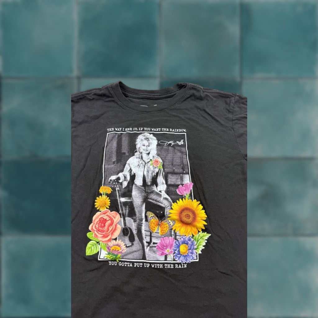 Vintage Dolly Parton Shirt Womens M Black Rainbow Quote Flowers Country Music Tee Size M / US 6-8 / IT 42-44 - 1 Thumbnail