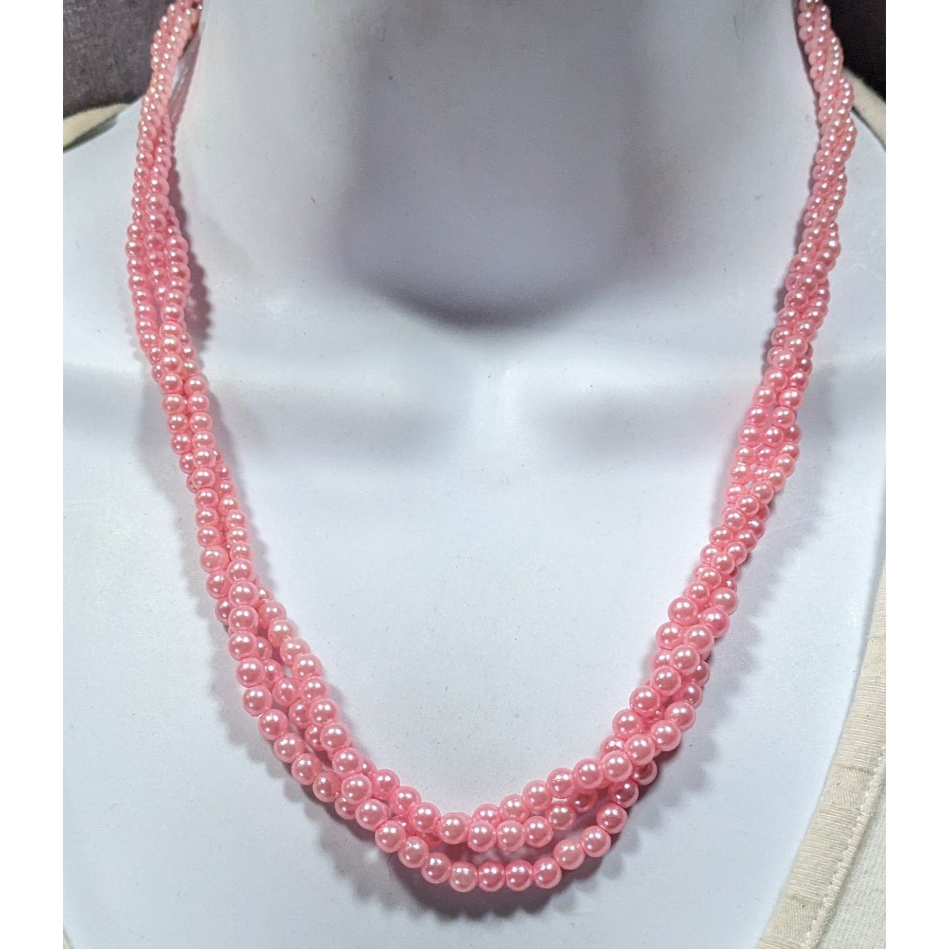 Other Coquette Pink Faux Pearl Triple Strand Twisted Necklace Size ONE SIZE - 4 Thumbnail