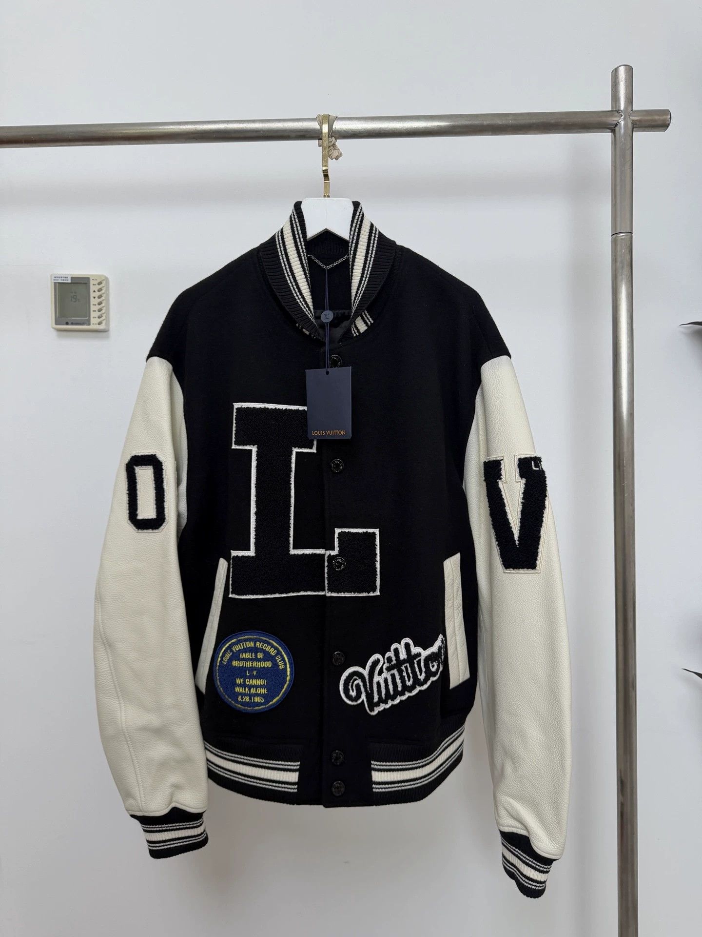 Louis Vuitton Louis Vuitton 2021FW B&W Leather Sleeve Dream Jacket 50 Size US M / EU 48-50 / 2 - 1 Thumbnail
