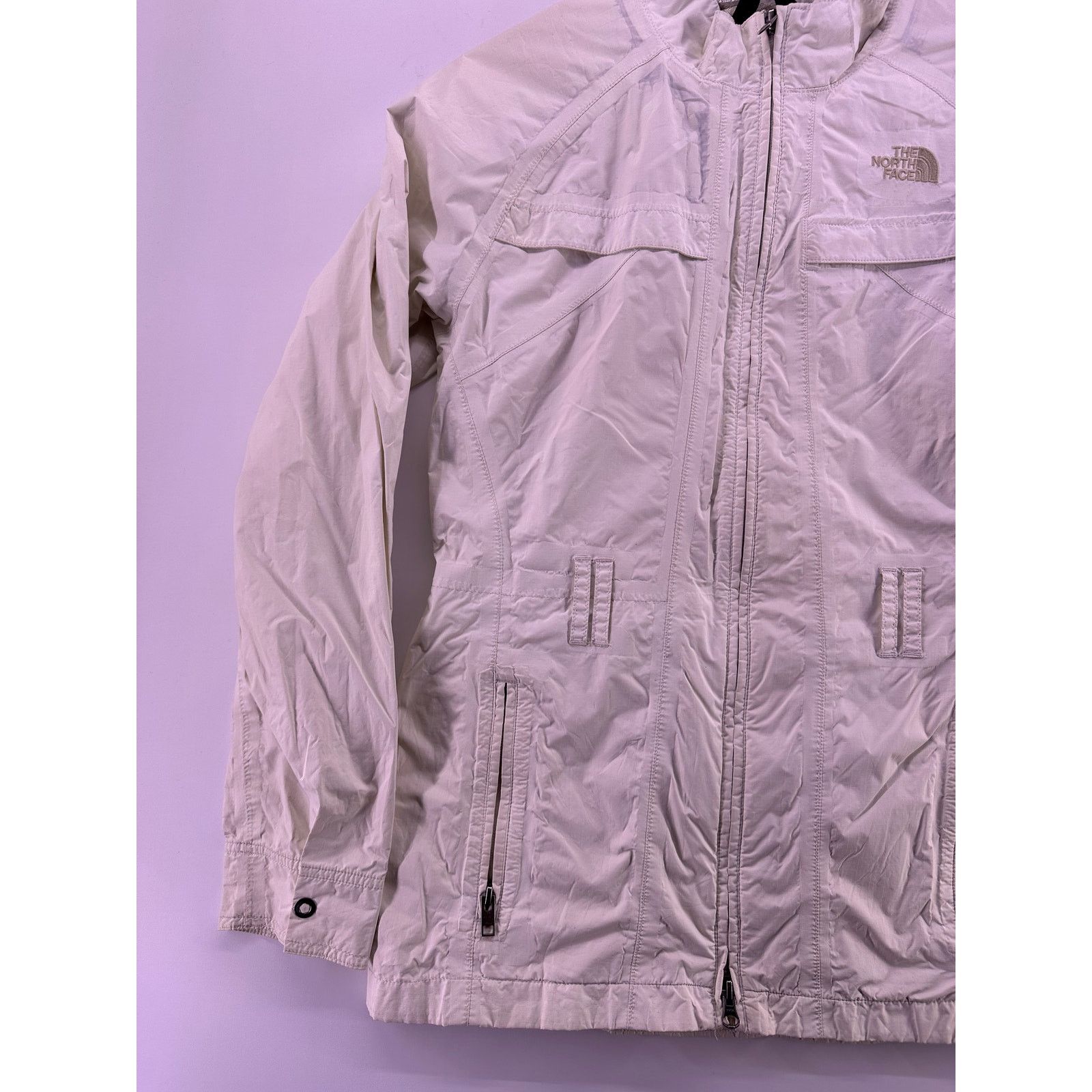 The North Face The North Face White Windbreaker Jacket Size Medium Size M / US 6-8 / IT 42-44 - 2 Thumbnail