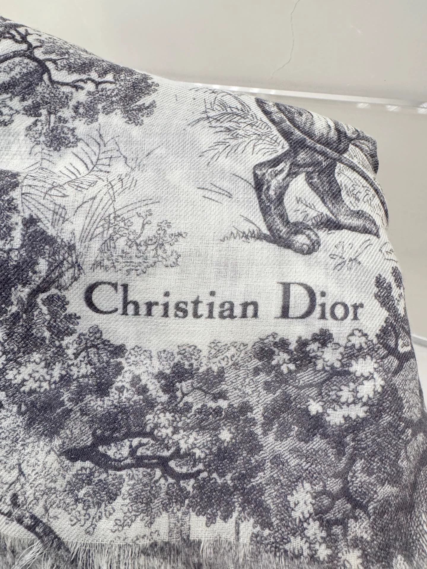 Dior Dior New Animal Jungle Cashmere Scarf Shawl Size ONE SIZE - 5 Thumbnail