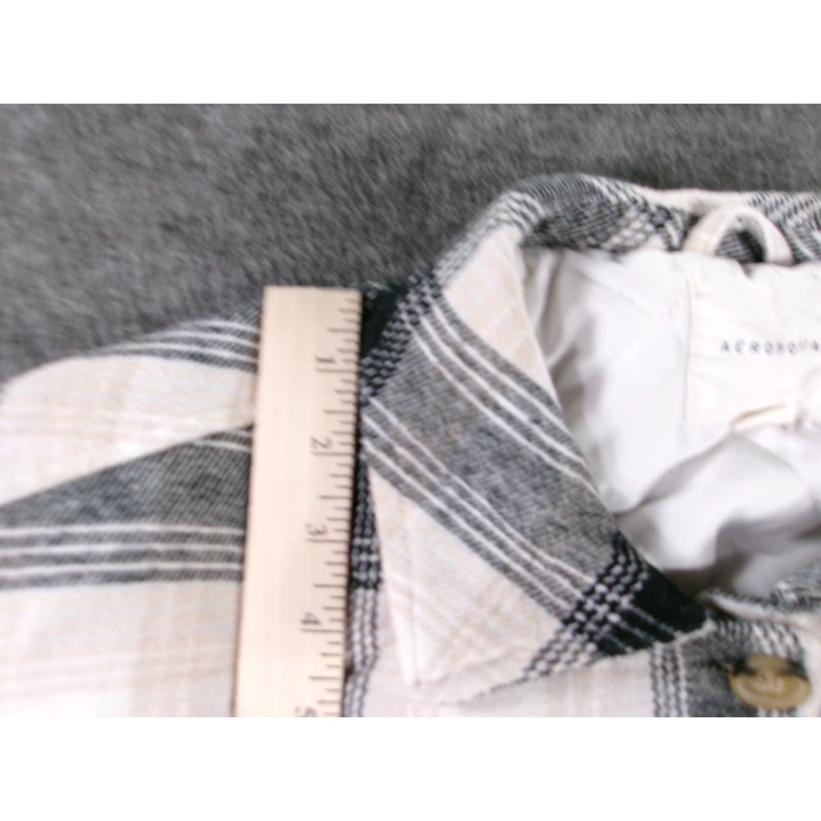 Vintage VINTAGE Aeropostale Shacket Women Medium Gray Plaid Flannel Quilted Lined Outdoor Chore Shirt Size M / US 6-8 / IT 42-44 - 5 Thumbnail