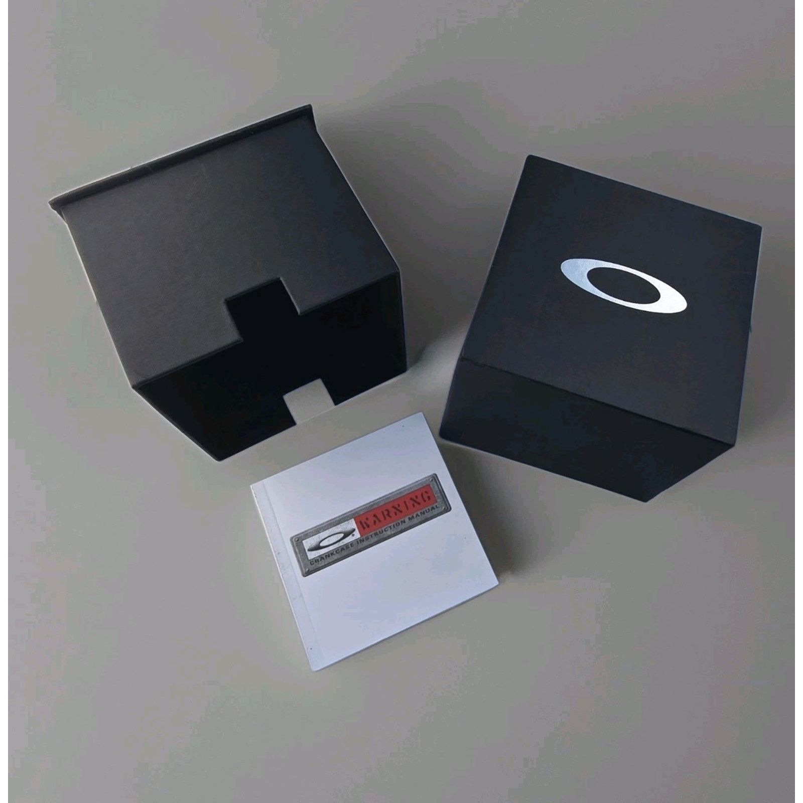 Oakley NEW Oakley Crystal Crankcase Swiss Dive Watch Stainles Steel Size 32 - 19 Thumbnail