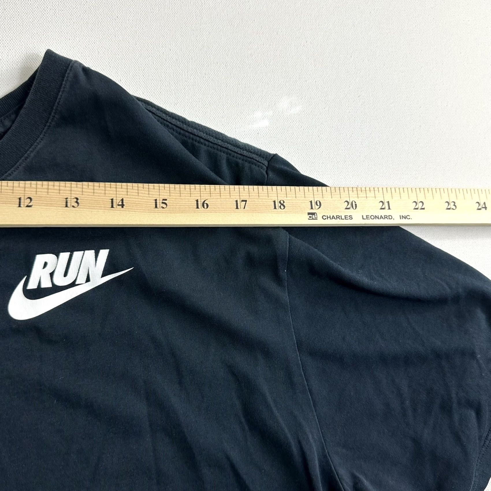 Nike Nike Tee Running Swoosh Shirt Adult Mens XL Black Casual Active Regular T-Shirt Short Sleeve Crew Neck Men Graphic Print All Seasons Size US XL / EU 56 / 4 - 8 Thumbnail