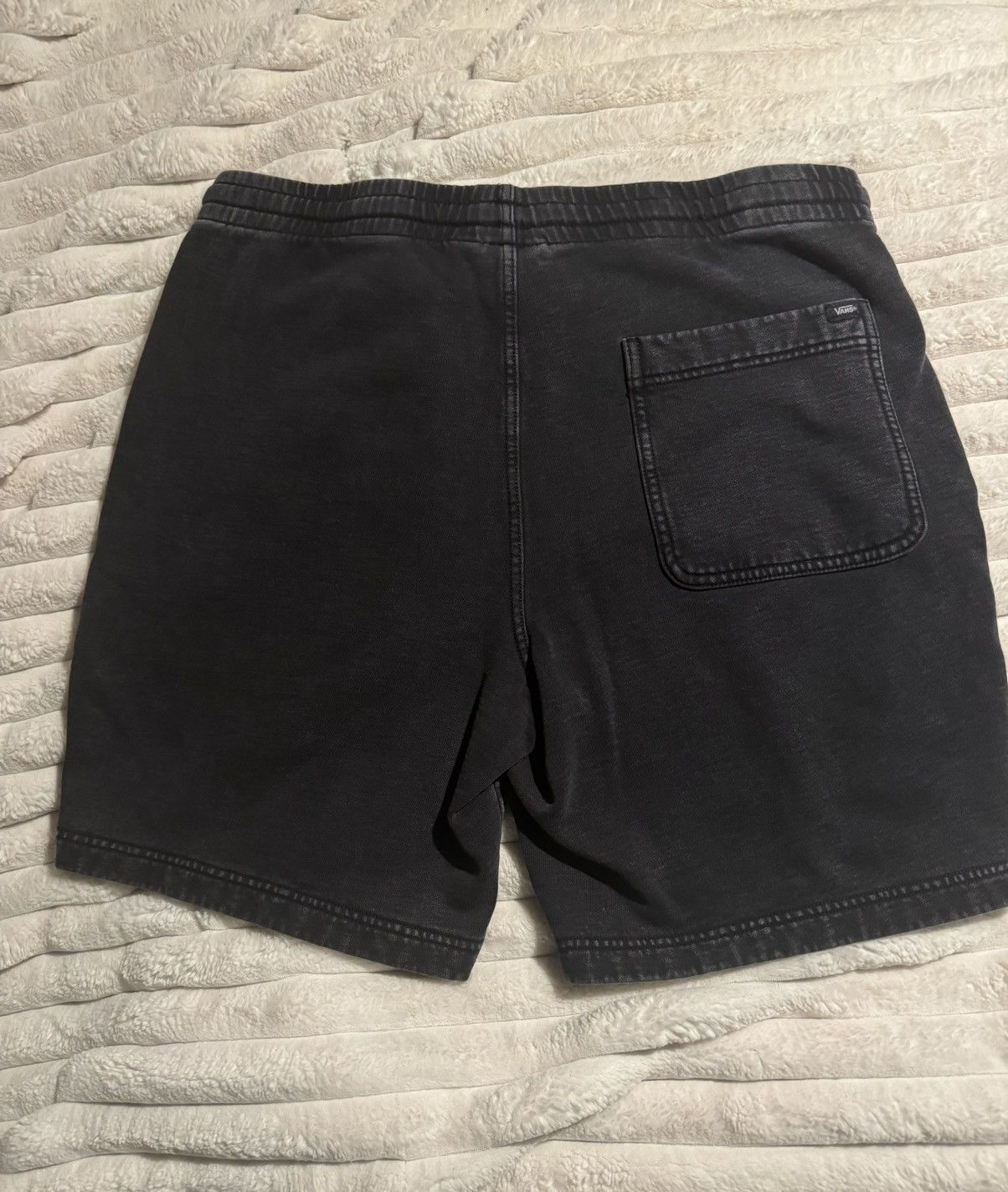 Vans Vans easy wash fleece shorts vintage wash black embroidered Size US 35 - 8 Thumbnail