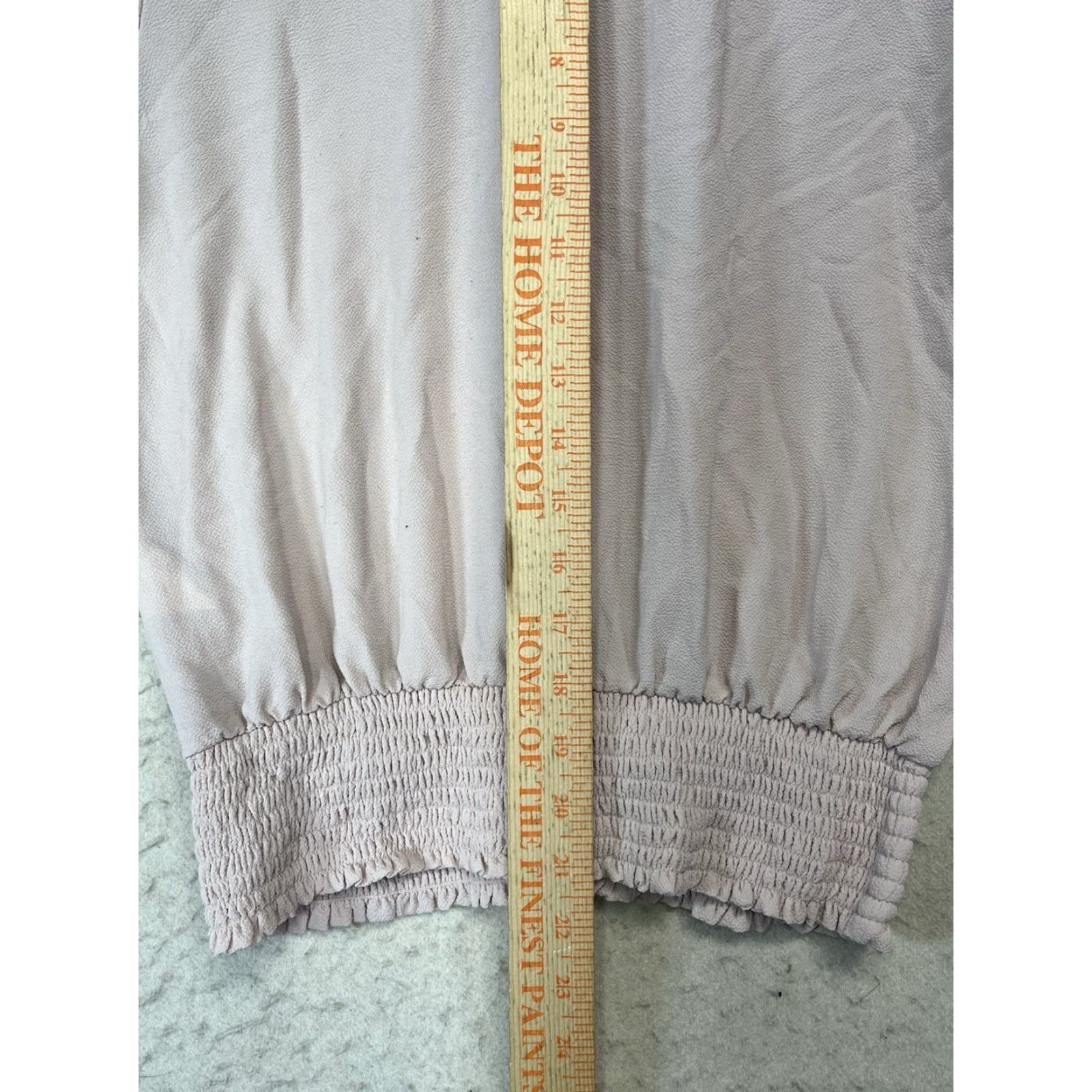 Michael Kors Michael Kors Rose V-Neck Long Sleeve Blouse M Women Regular Size Medium Shirt Rose 90s? (No, avoid 90s) Size M / US 6-8 / IT 42-44 - 4 Thumbnail