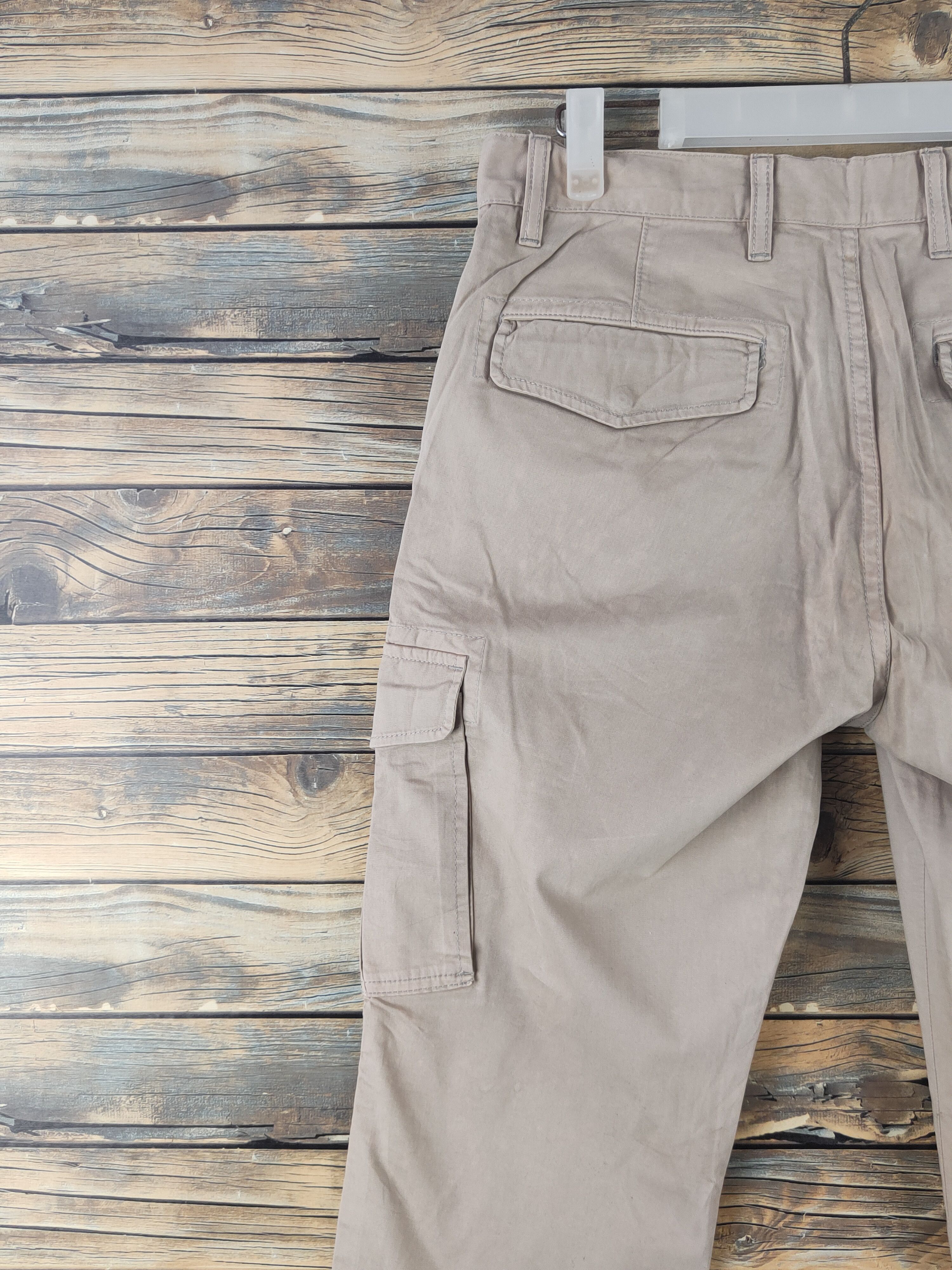 Japanese Brand DL Uniqlo Beige Multipocket Tactical Cargo Pants #1904 Size US 31 - 8 Thumbnail