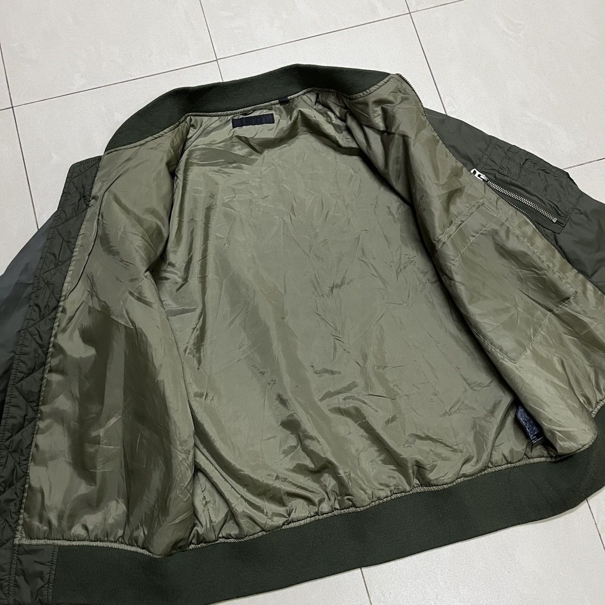 Uniqlo Uniqlo Sunfaded Bomber Jacket Size US L / EU 52-54 / 3 - 6 Thumbnail