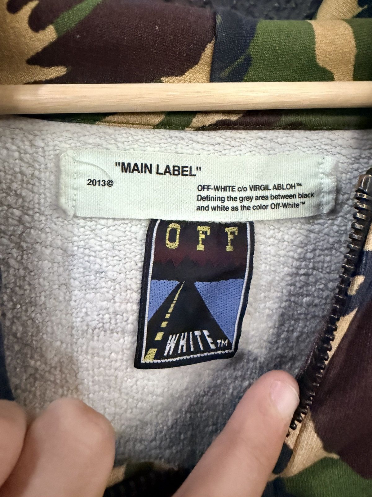 Off-White Off white camo arrows zip up hoodie Size US XL / EU 56 / 4 - 3 Thumbnail