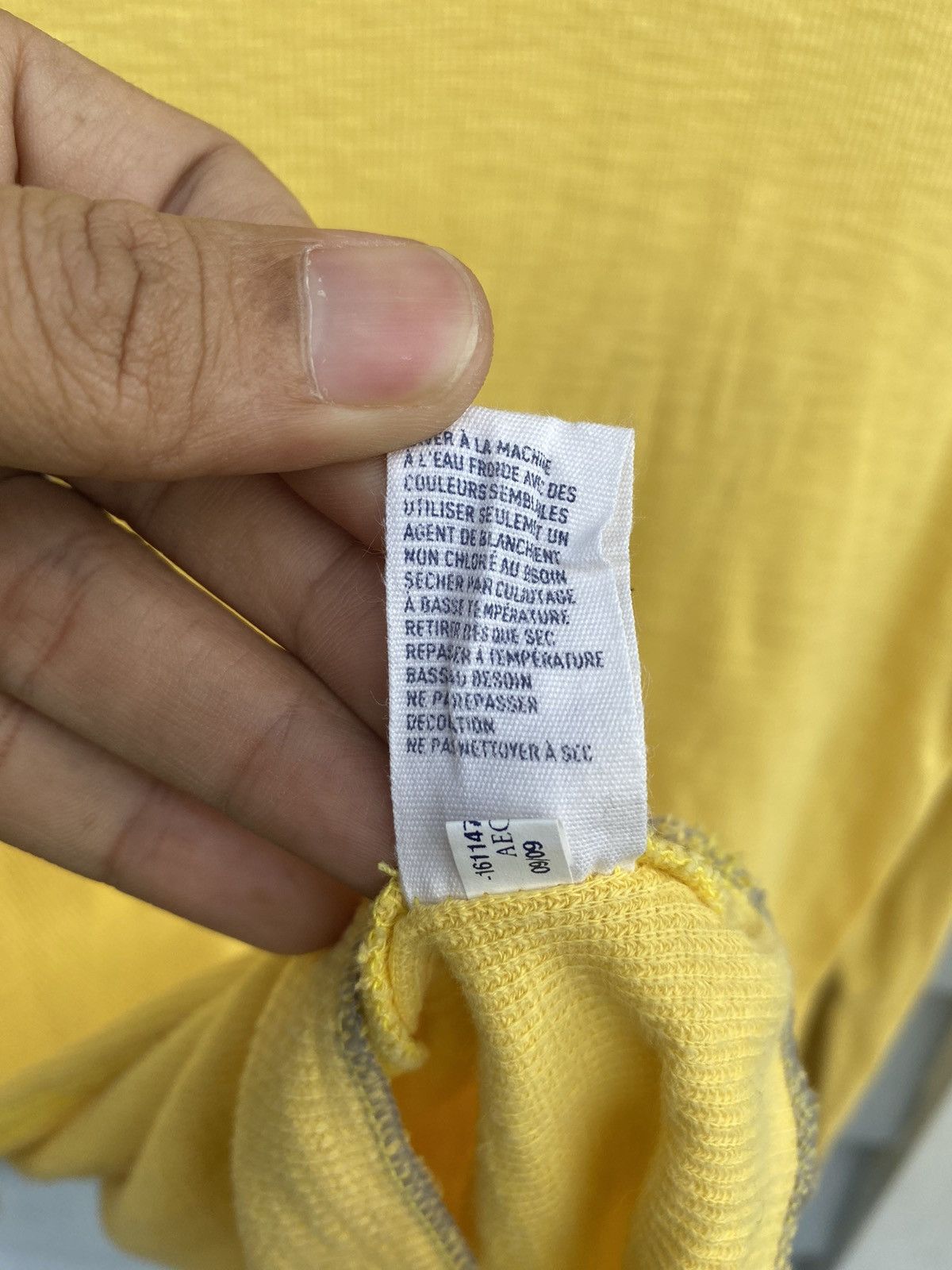 American Eagle Outfitters American Eagle Outfitters NY-DISTRICT Distressed Longsleeve Size US M / EU 48-50 / 2 - 17 Thumbnail