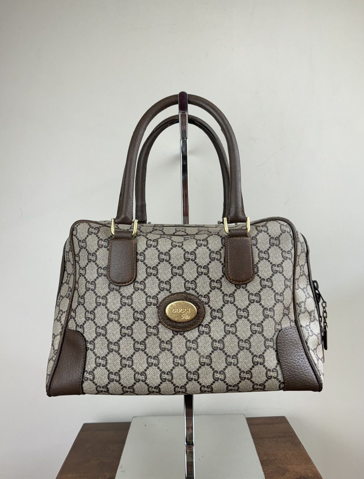 Handle bag Gucci GG monogram original casual luxury item