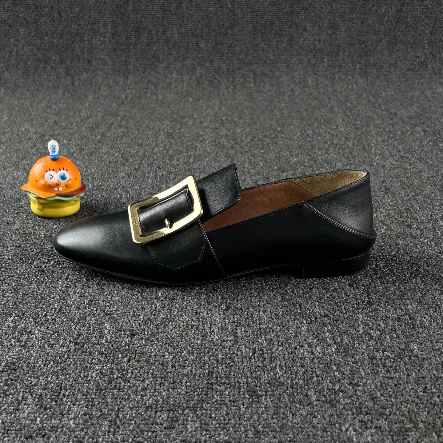 Bally BALLY black square buckle leather loafer eu36 Size US 5 / IT 35 - 3 Thumbnail