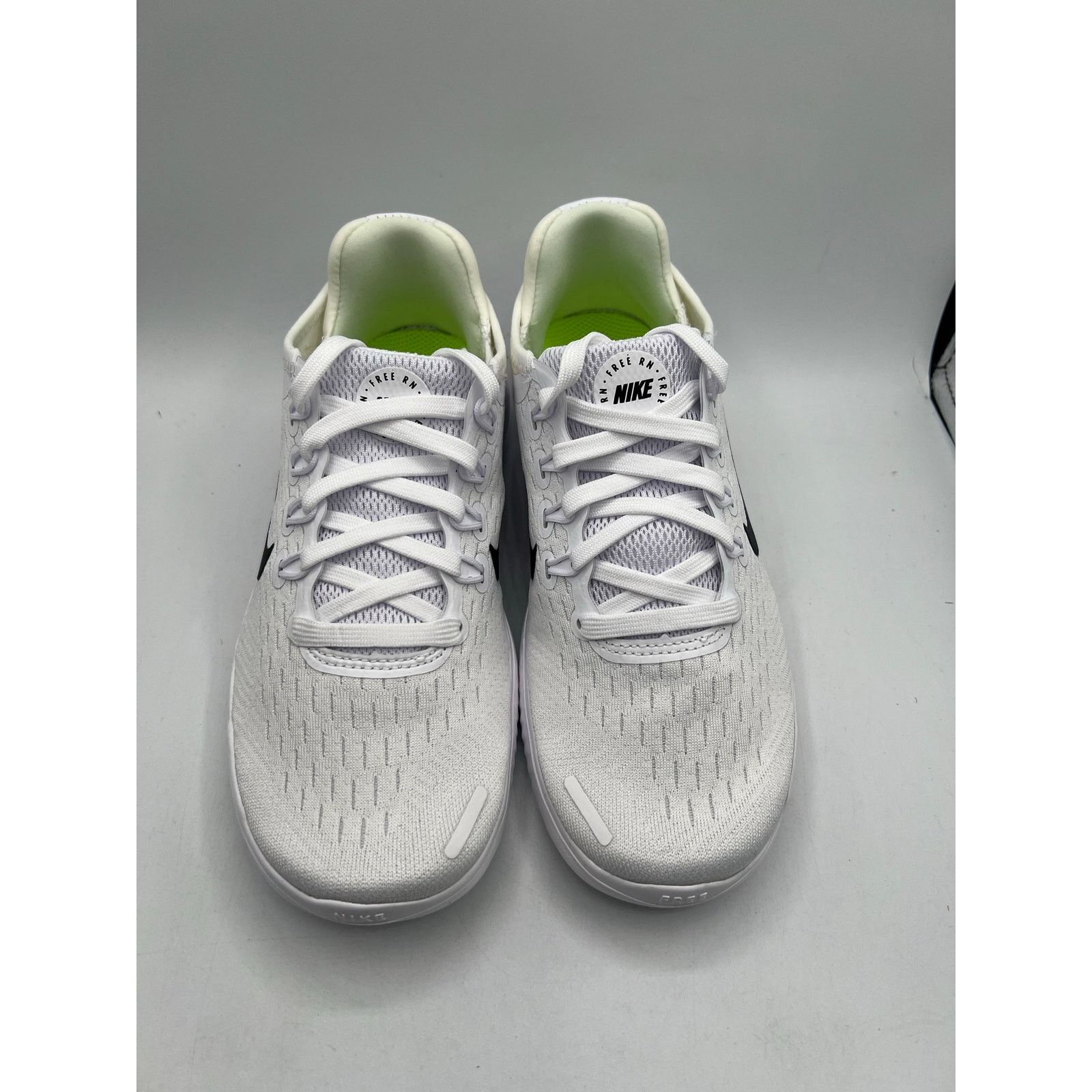 Nike Nike Free RN 2018 “White Black” size 5 women’s Size US 5 / IT 35 - 2 Thumbnail