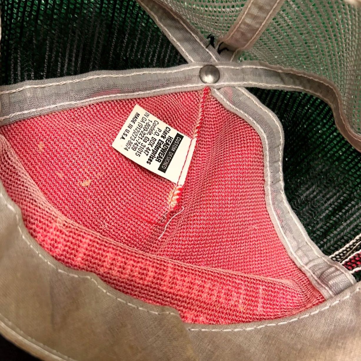 Vintage VINTAGE Trucker Hat USA Gave Up Women and Drinking Humor Truck Stop Three Stripe Red One Size Mens Size ONE SIZE - 6 Thumbnail