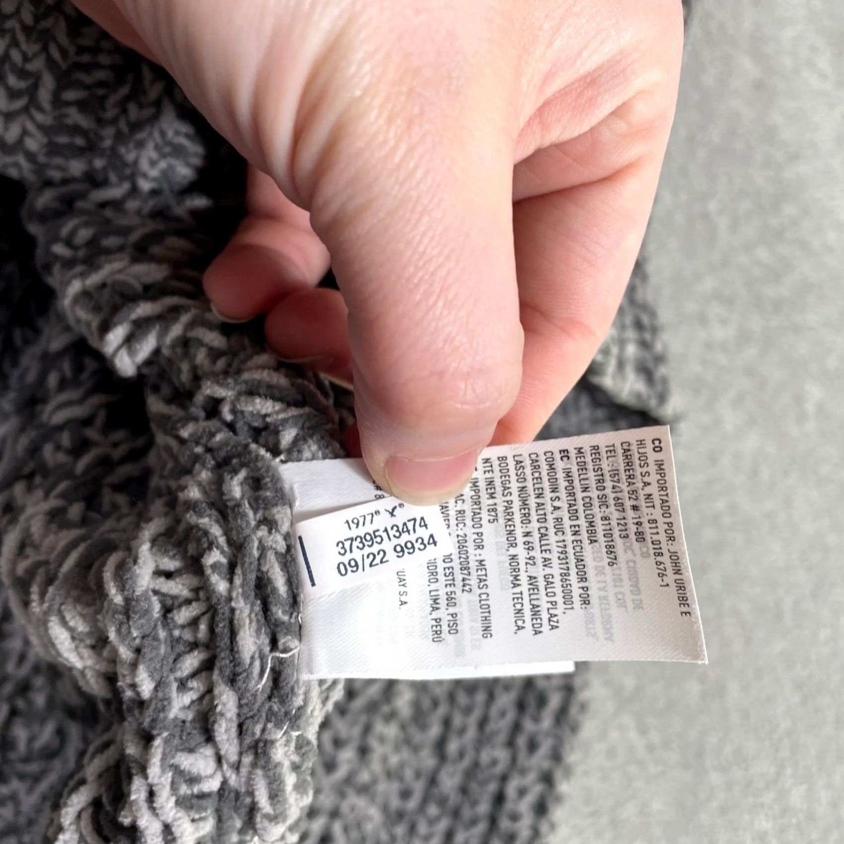 Vintage American Eagle Sweater Womens XS Gray Marled Chenille Knit Oversized Pullover Size XS / US 0-2 / IT 36-38 - 6 Thumbnail