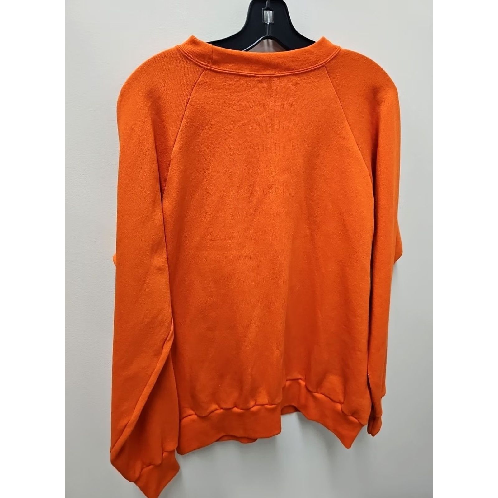Vintage VINTAGE University of Florida Gators PUFF PRINT SWEATER LARGE Orange 1980s Mens Womens Boys Girls PUFF PRINT DECADE 1980s Size US L / EU 52-54 / 3 - 6 Thumbnail