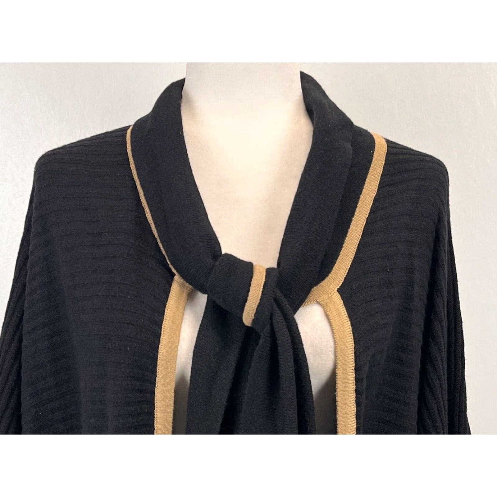 Camel August Silk Cape Knit Cardigan Sweater Sz S GUC Black Camel Attached Scarf Tie Size S / US 4 / IT 40 - 5 Thumbnail