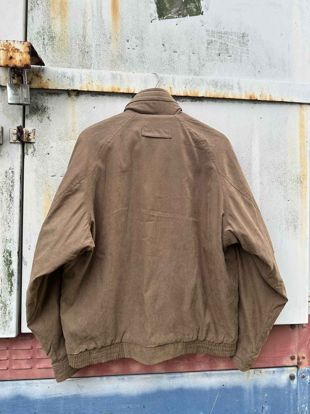 Japanese Brand 🪖VINTAGE TROY BROS BROWN SEUDE OVERSIZED BOMBER JACKET Size US XL / EU 56 / 4 - 7 Thumbnail