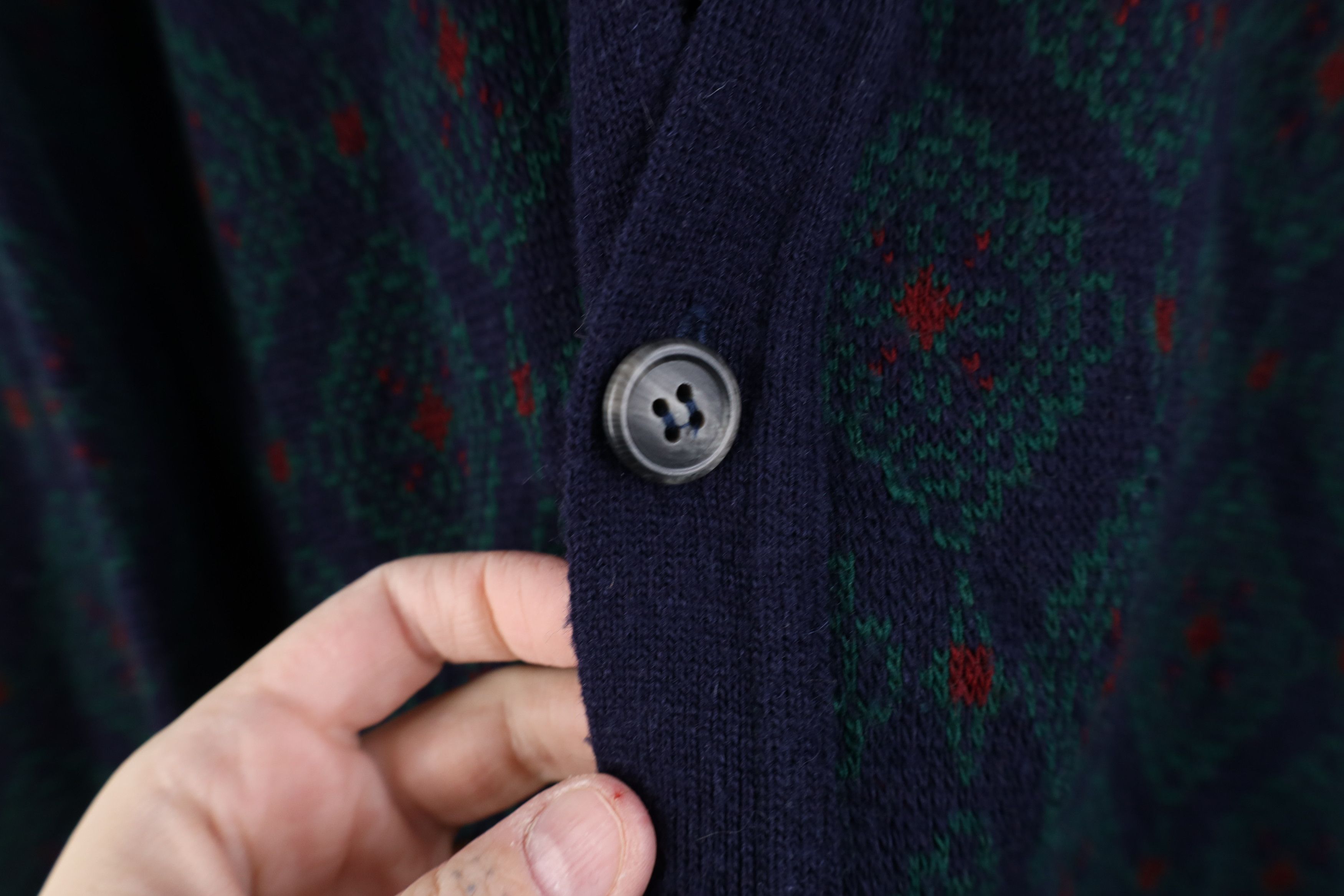 Vintage Vintage 90s Streetwear Blend Knit Geometric Cardigan Sweater Size US M / EU 48-50 / 2 - 5 Thumbnail