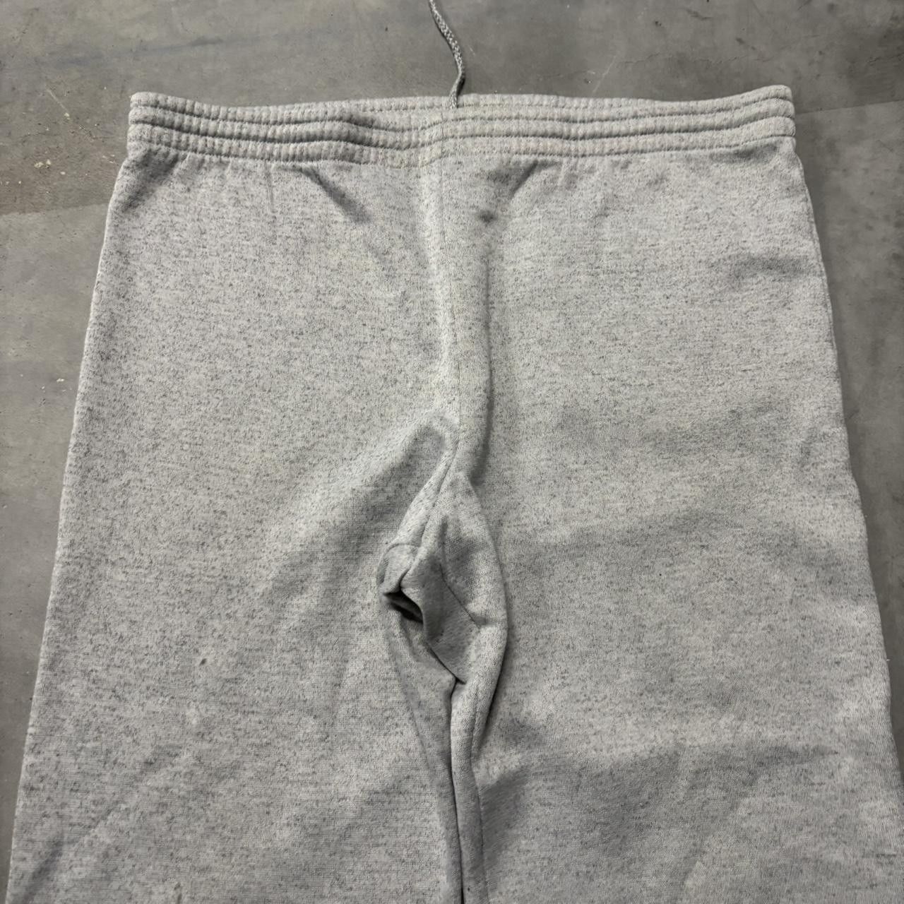Vintage Crazy Vintage Y2K/2000s Light Grey Essential Sweatpants! Size US 32 / EU 48 - 4 Thumbnail