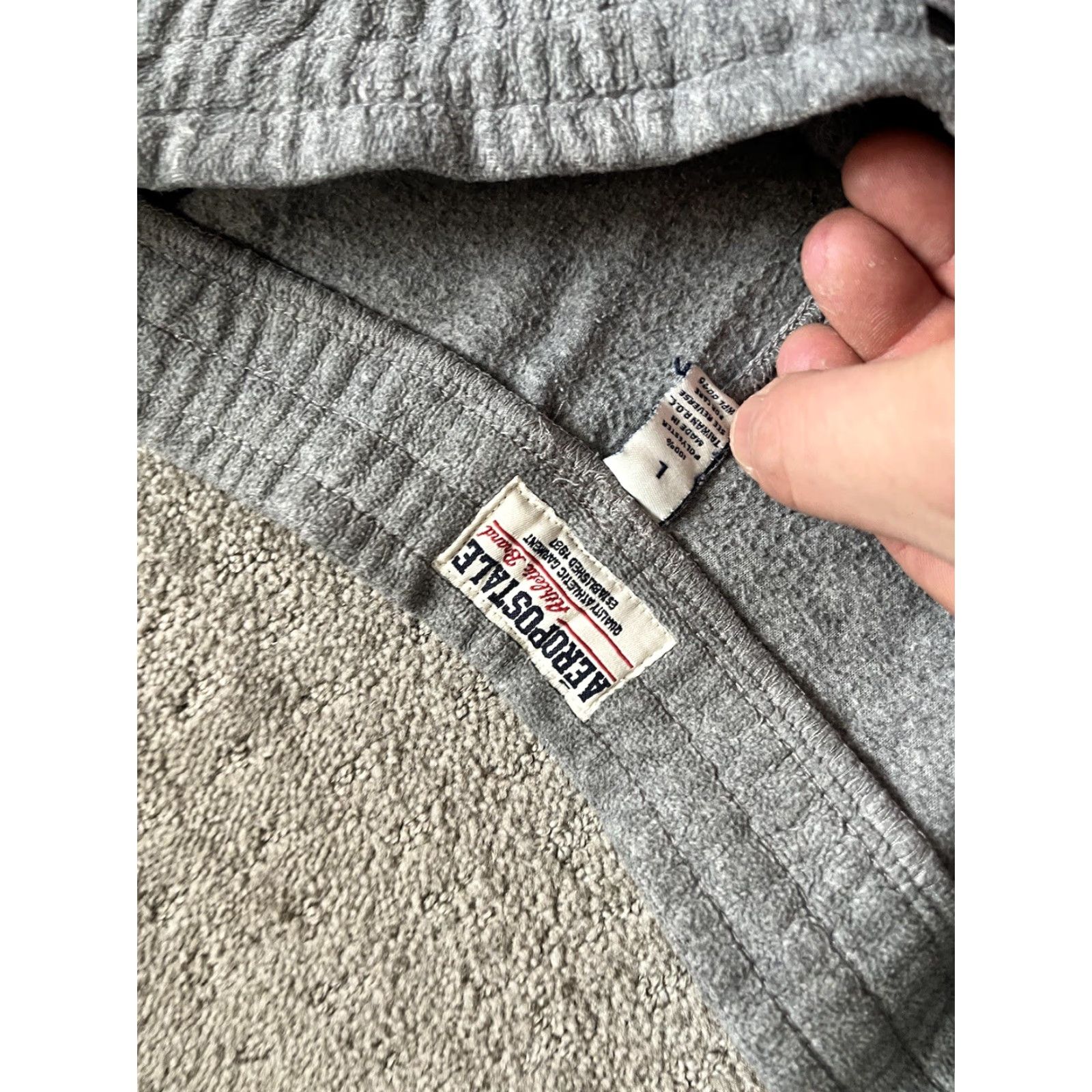 Vintage Aéropostale Men's Gray Fleece Sweatpants 1987 Graphic Size L Drawstring Sweatpants Gray Mens L New title Size US 33 - 5 Thumbnail