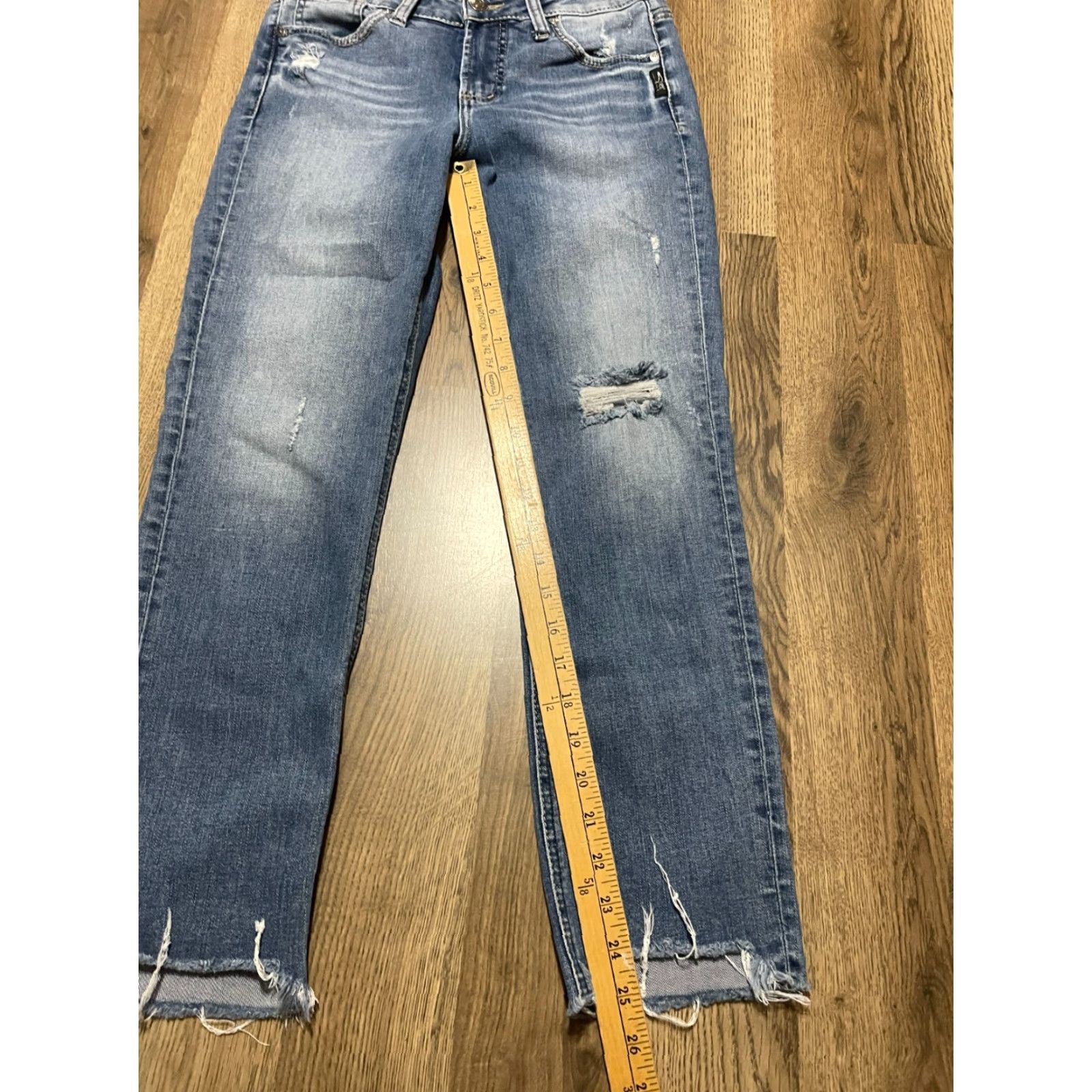 Silver Jeans Co. Silver Jeans Women's Denim Avery Slim Crop Jeans 27/26 Blue Cropped Raw Hem Size 27" / US 4 / IT 40 - 5 Thumbnail