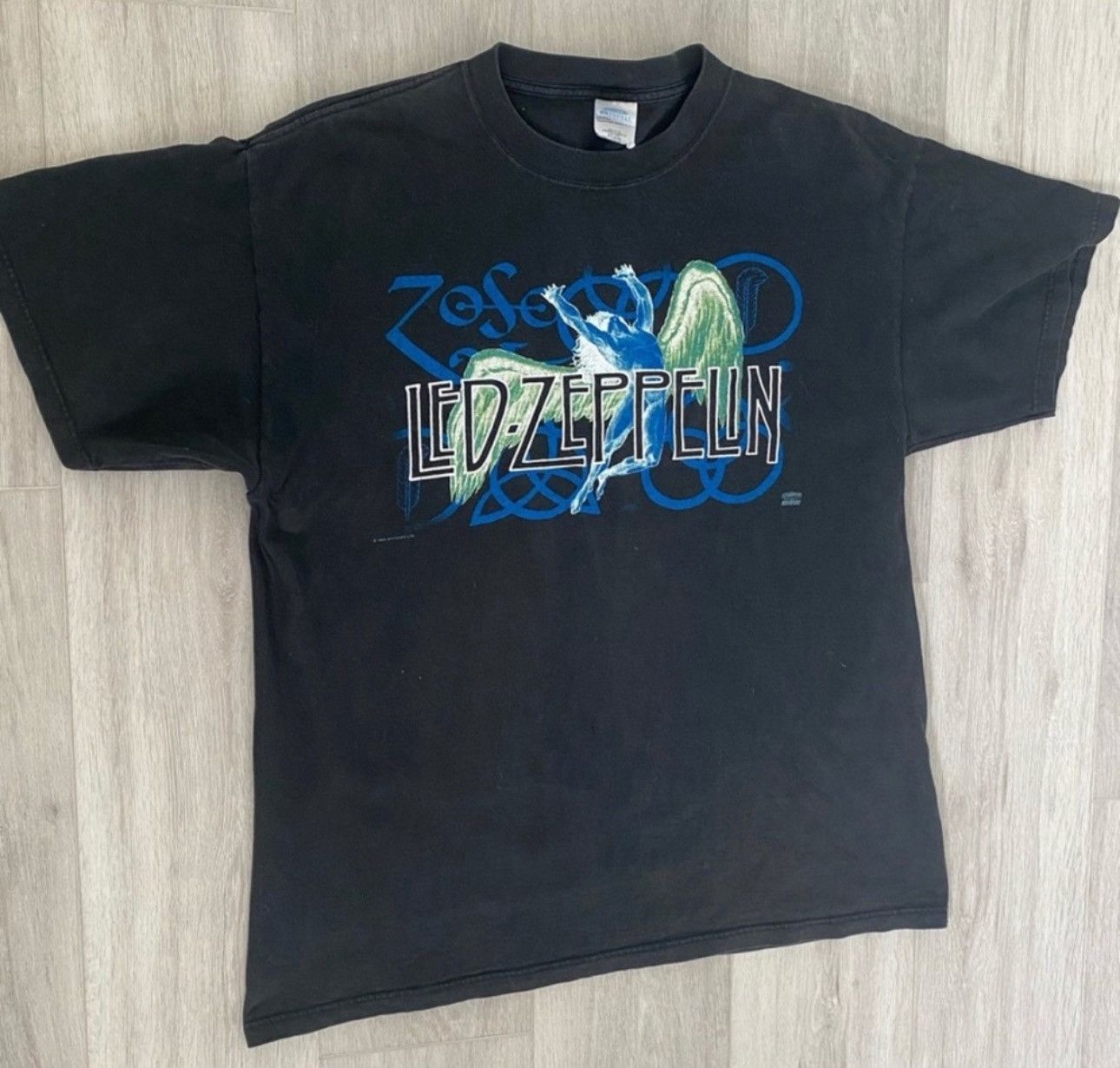 Vintage Led Zeppelin 1995 vintage shirt Size US XL / EU 56 / 4 - 1 Thumbnail