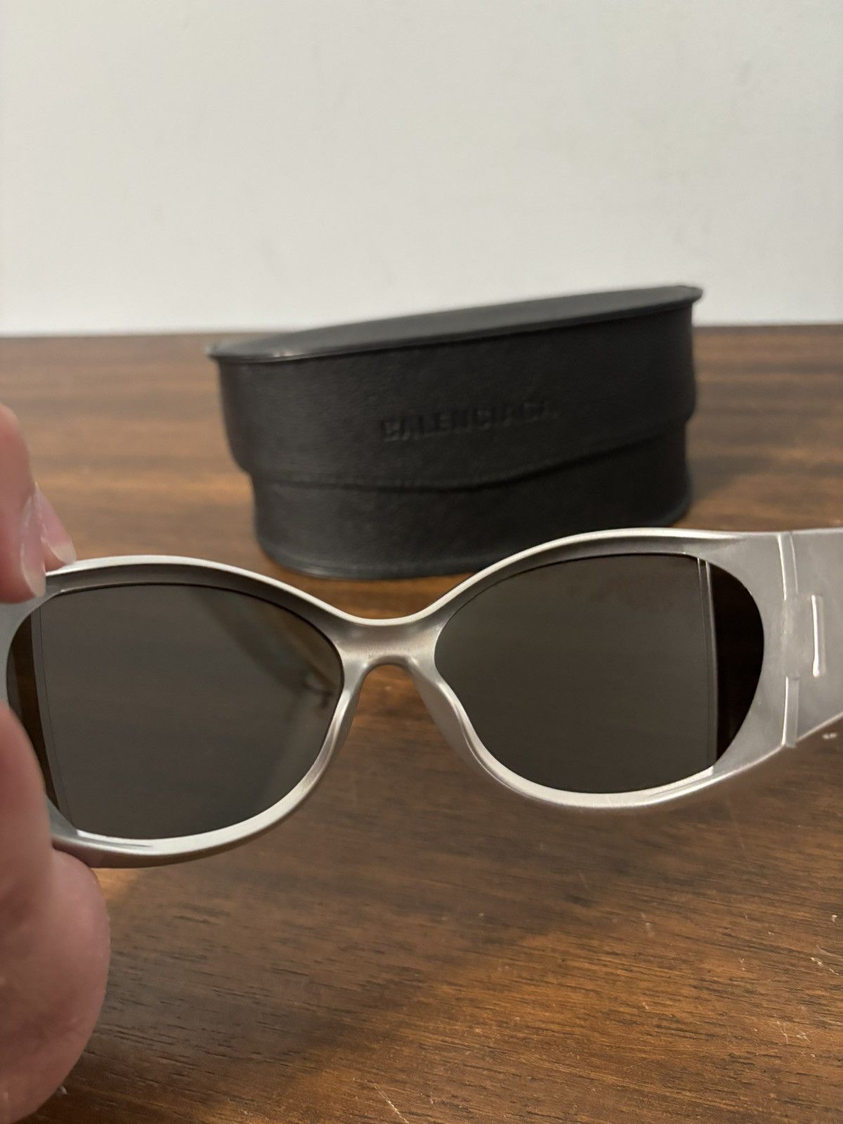 Balenciaga Balenciaga Wrap 72mm Sunglasses Silver Size ONE SIZE - 7 Thumbnail