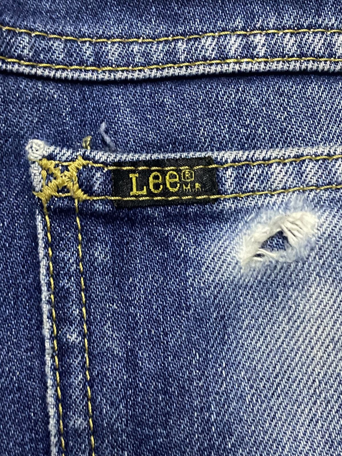 Lee × Number (N)ine Vintage Lee Blue Wash Distressed Loose Jeans Size US 30 / EU 46 - 13 Thumbnail