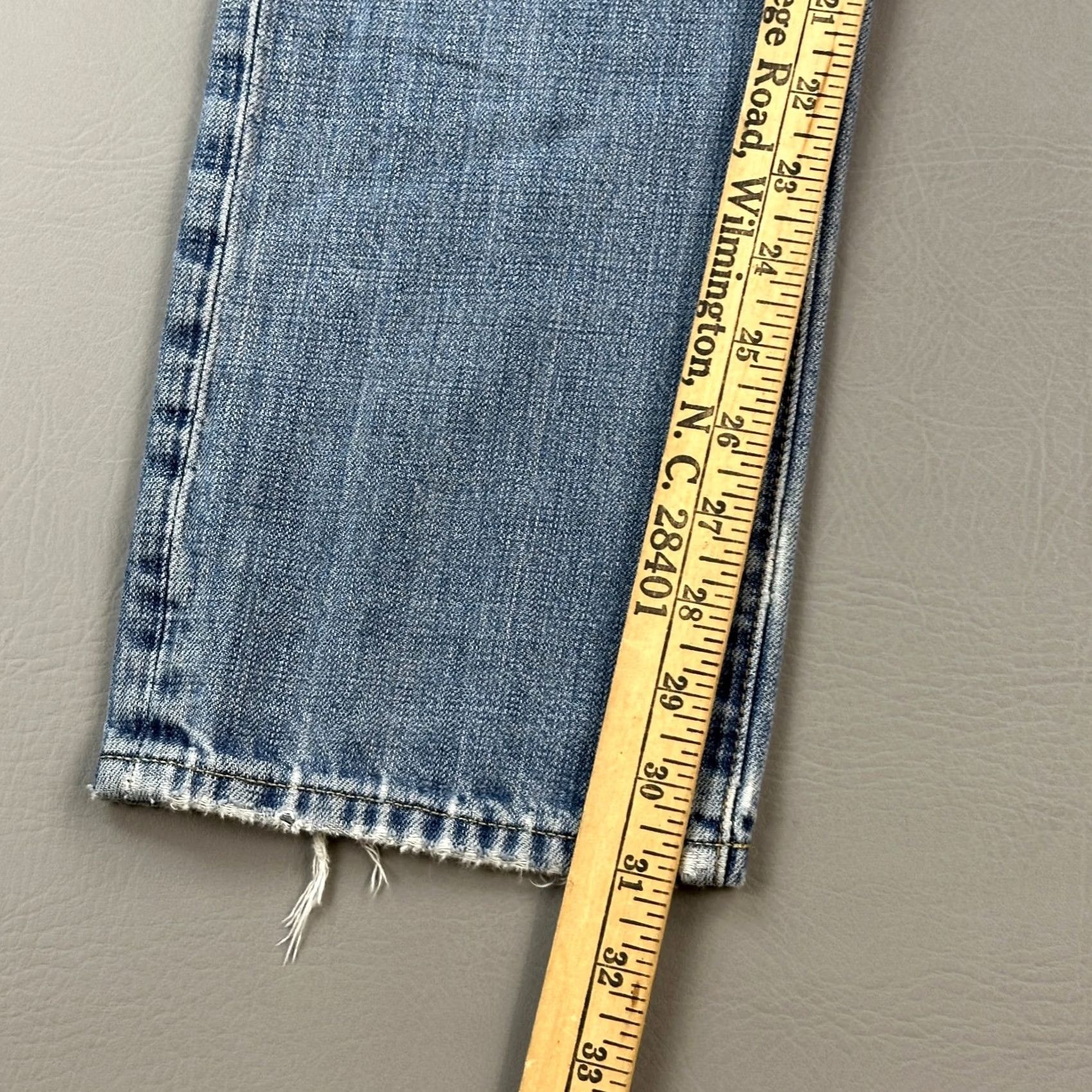 American Eagle Outfitters American Eagle Outfitters Jeans Mens 32x32 32x31 Blue Slim Straight 5-Pocket Denim Cotton Button Zip Jeans Mens Size US 32 / EU 48 - 3 Thumbnail