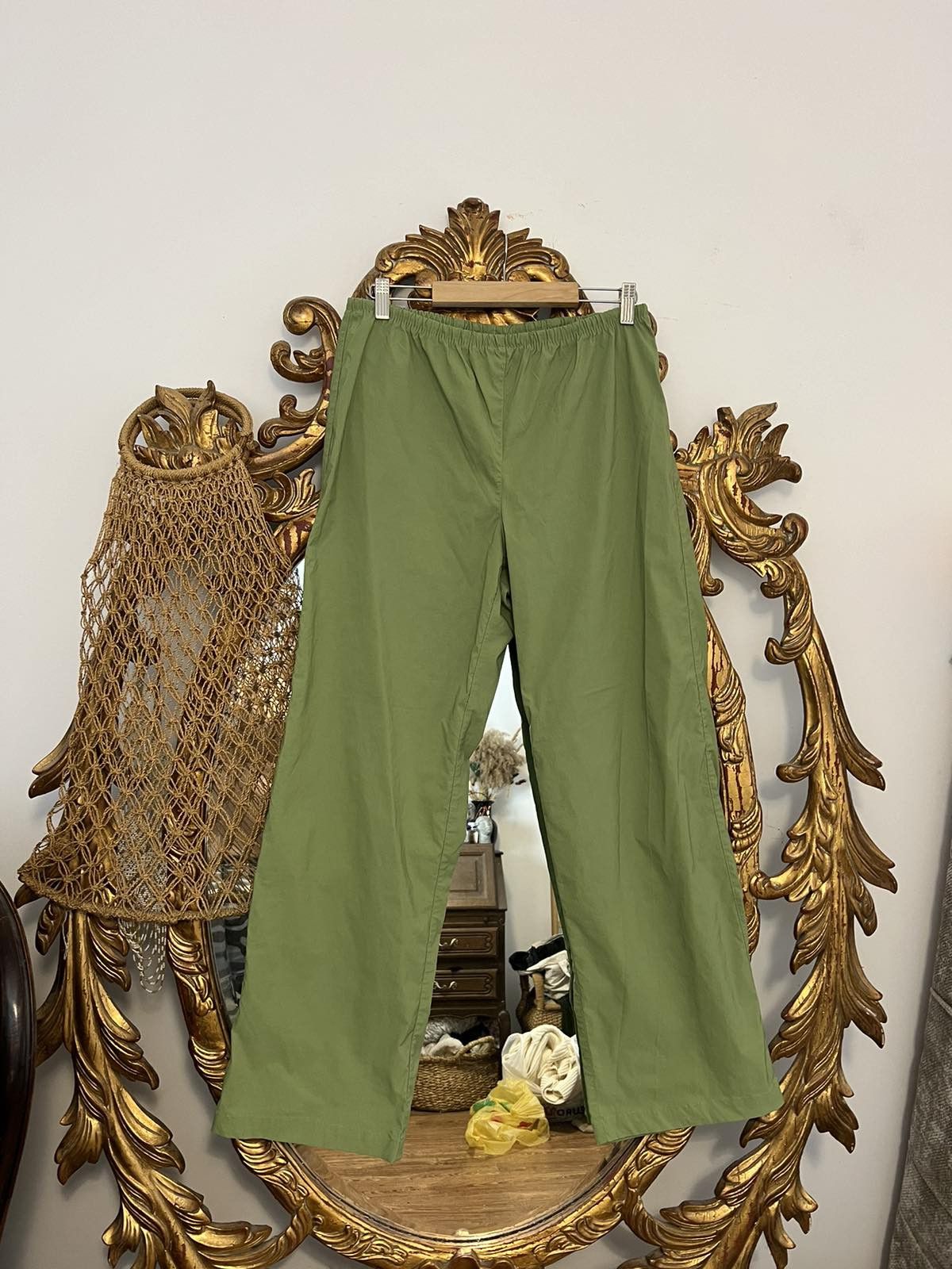 Vintage Vintage Nike Zip Leg Nylon Drill GREEN Pants Joggers Size US 31 - 2 Thumbnail